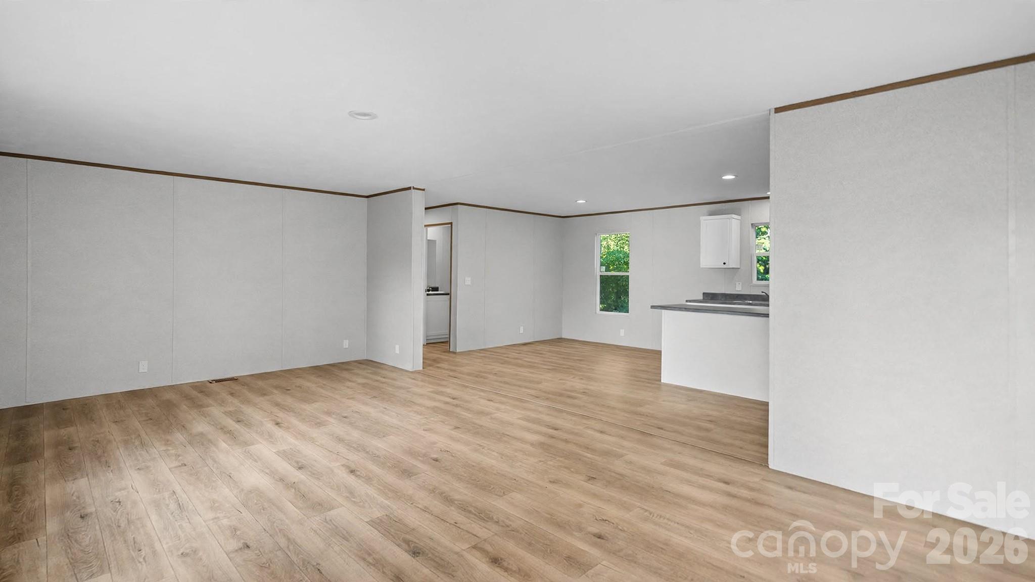 2203 Kingston Road Property Photo 3