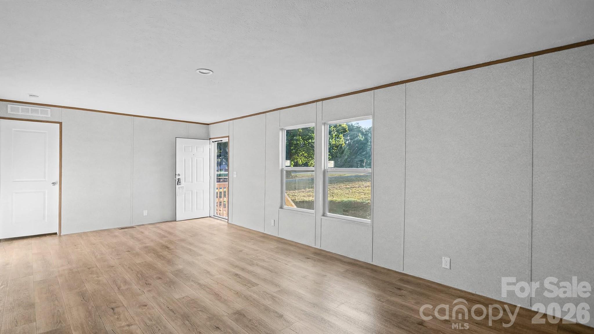 2203 Kingston Road Property Photo 11