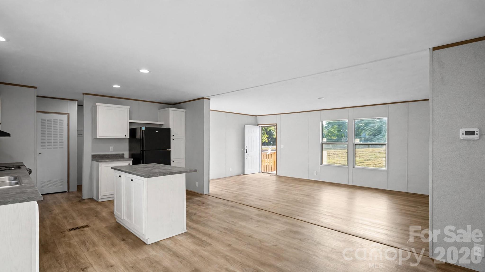 2203 Kingston Road Property Photo 16
