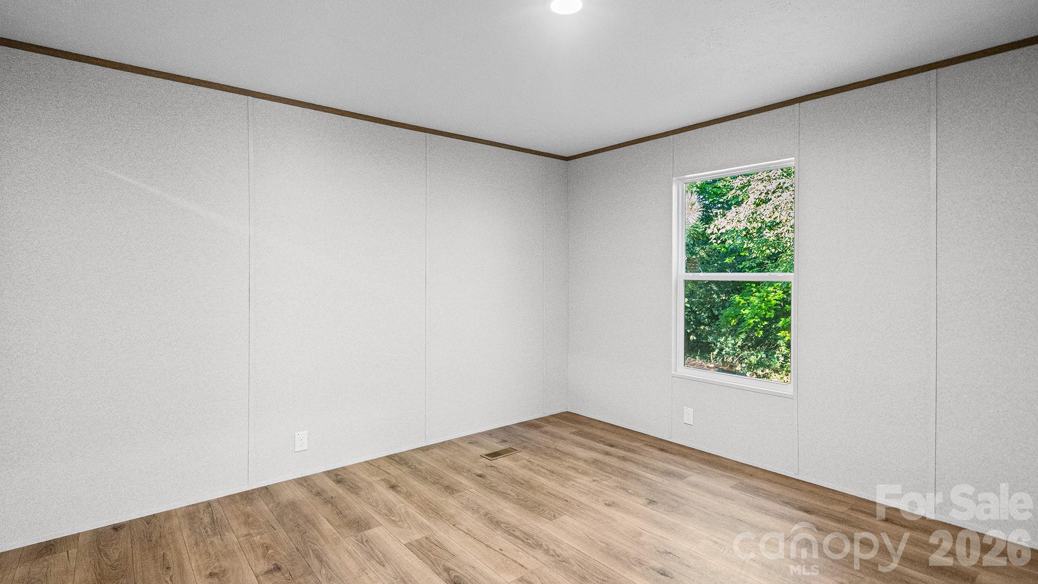 2203 Kingston Road Property Photo 21