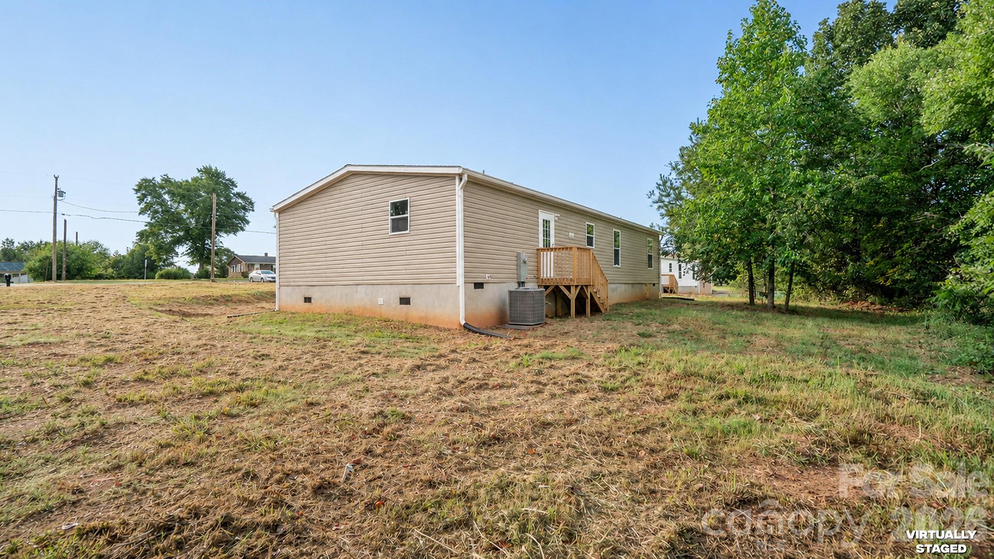 2203 Kingston Road Property Photo 24