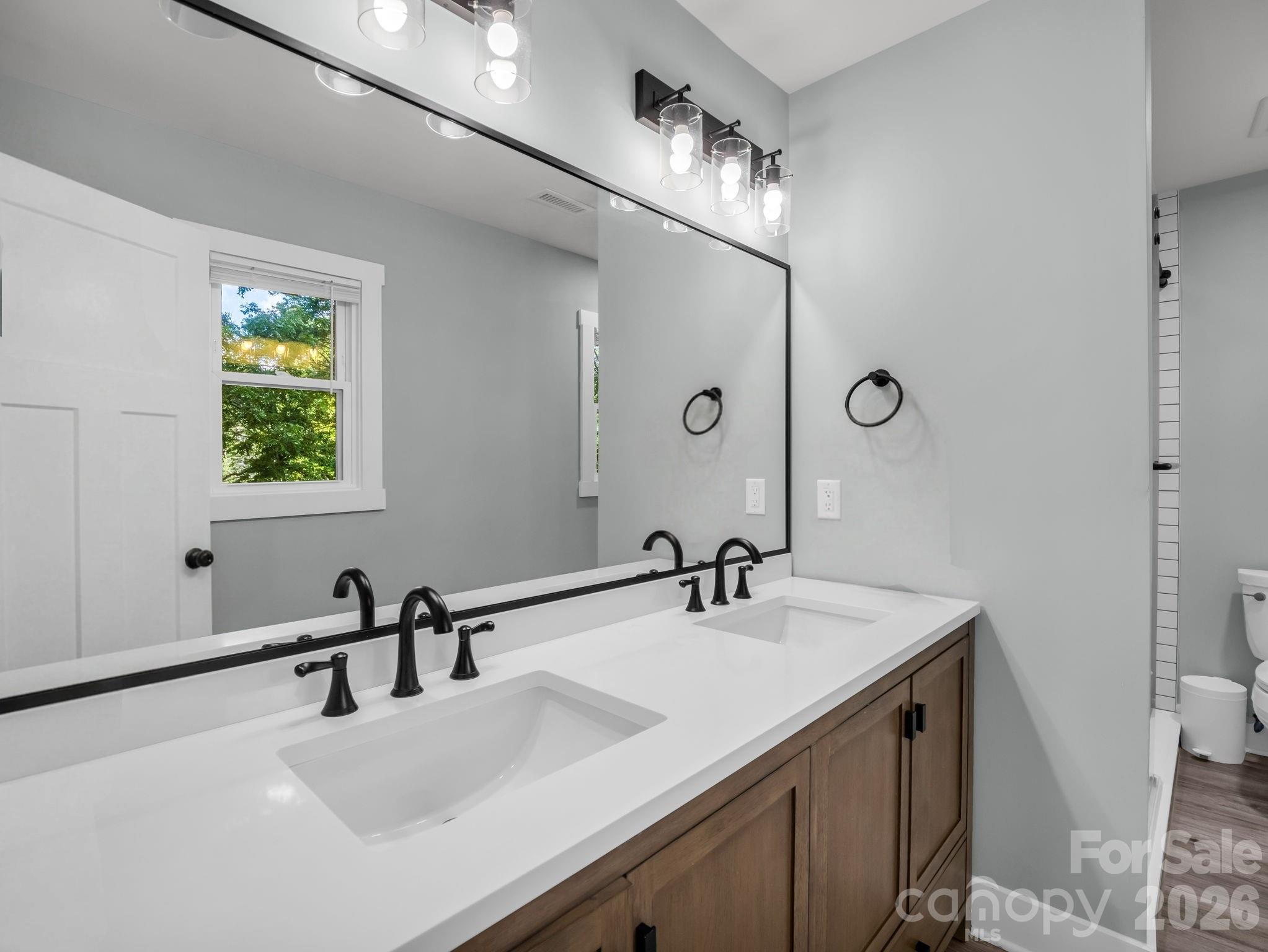 3208 Florida Drive Property Photo 17