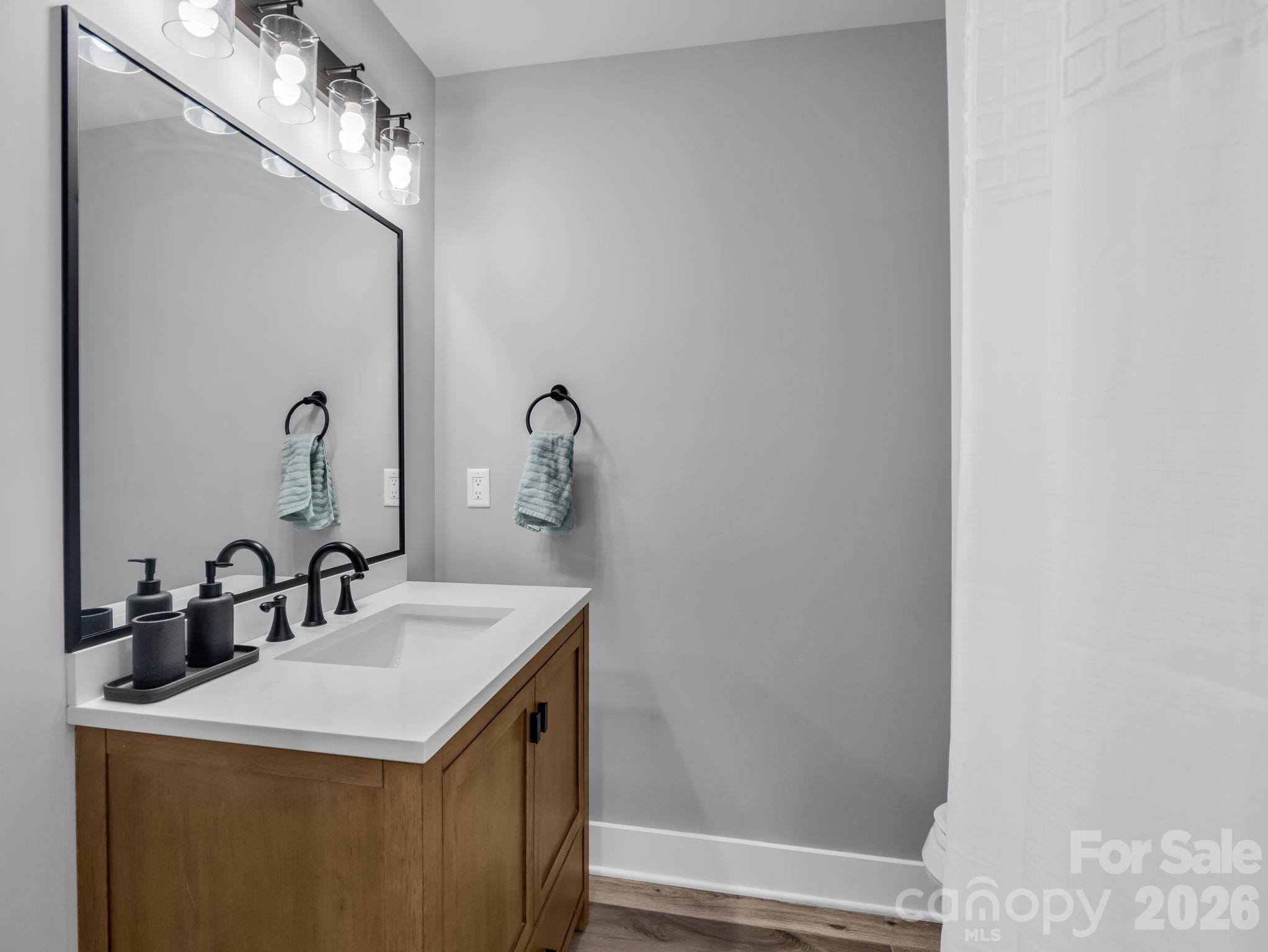 3208 Florida Drive Property Photo 21