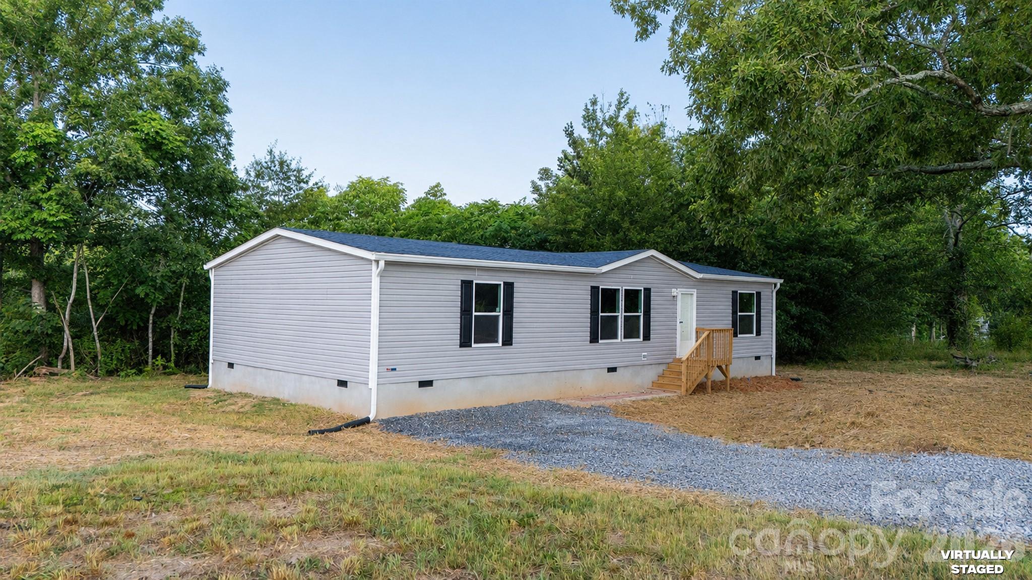 2205 Kingston Road Property Photo 1