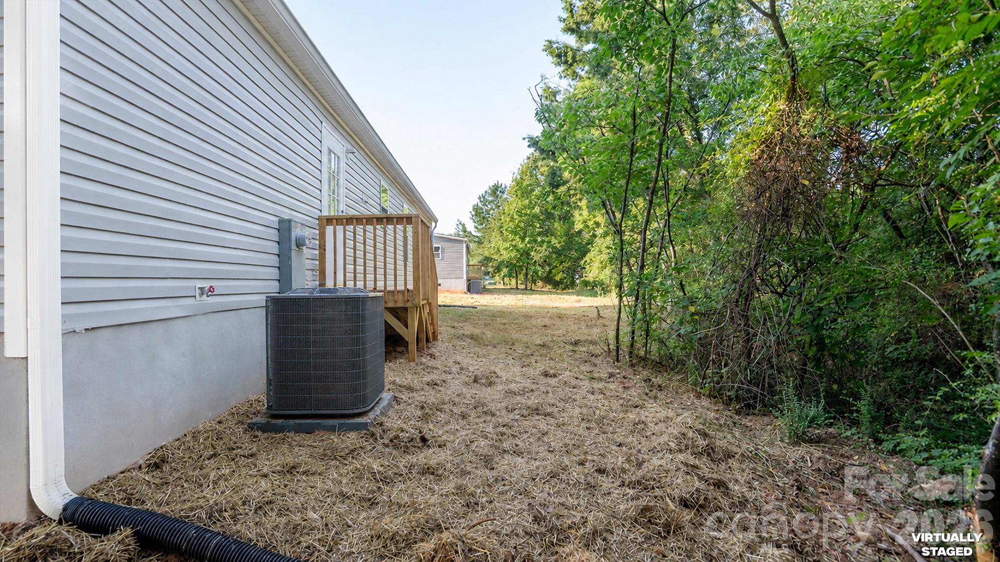 2205 Kingston Road Property Photo 26