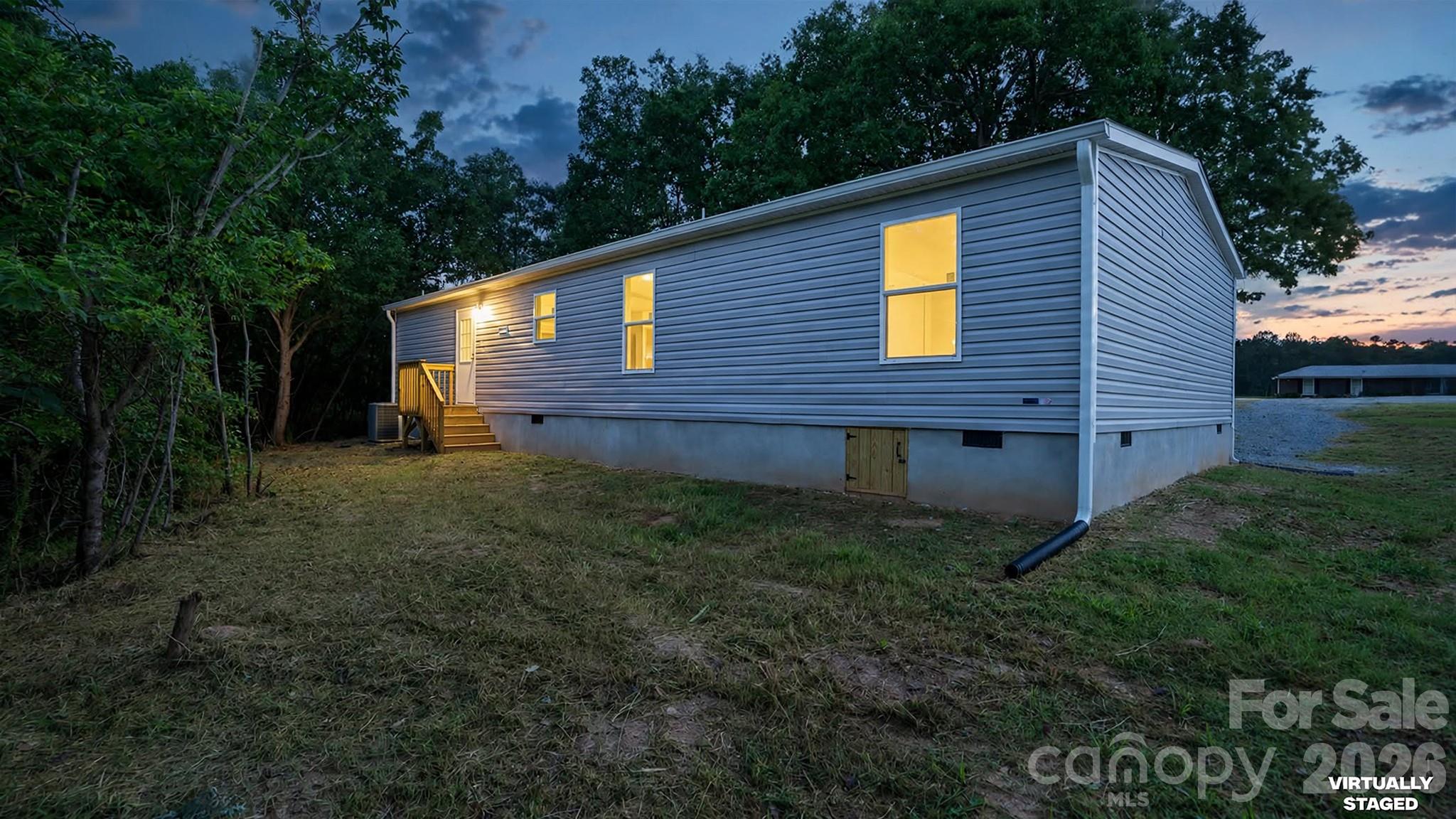 2205 Kingston Road Property Photo 29