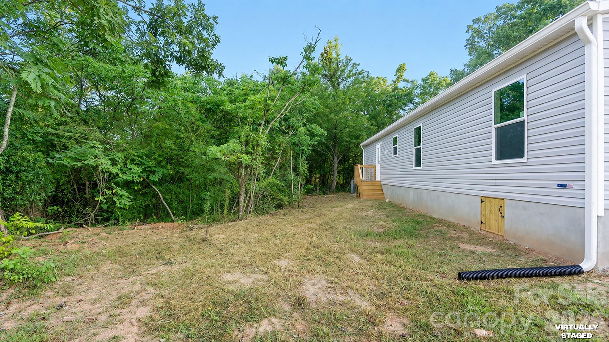 2205 Kingston Road Property Photo 30