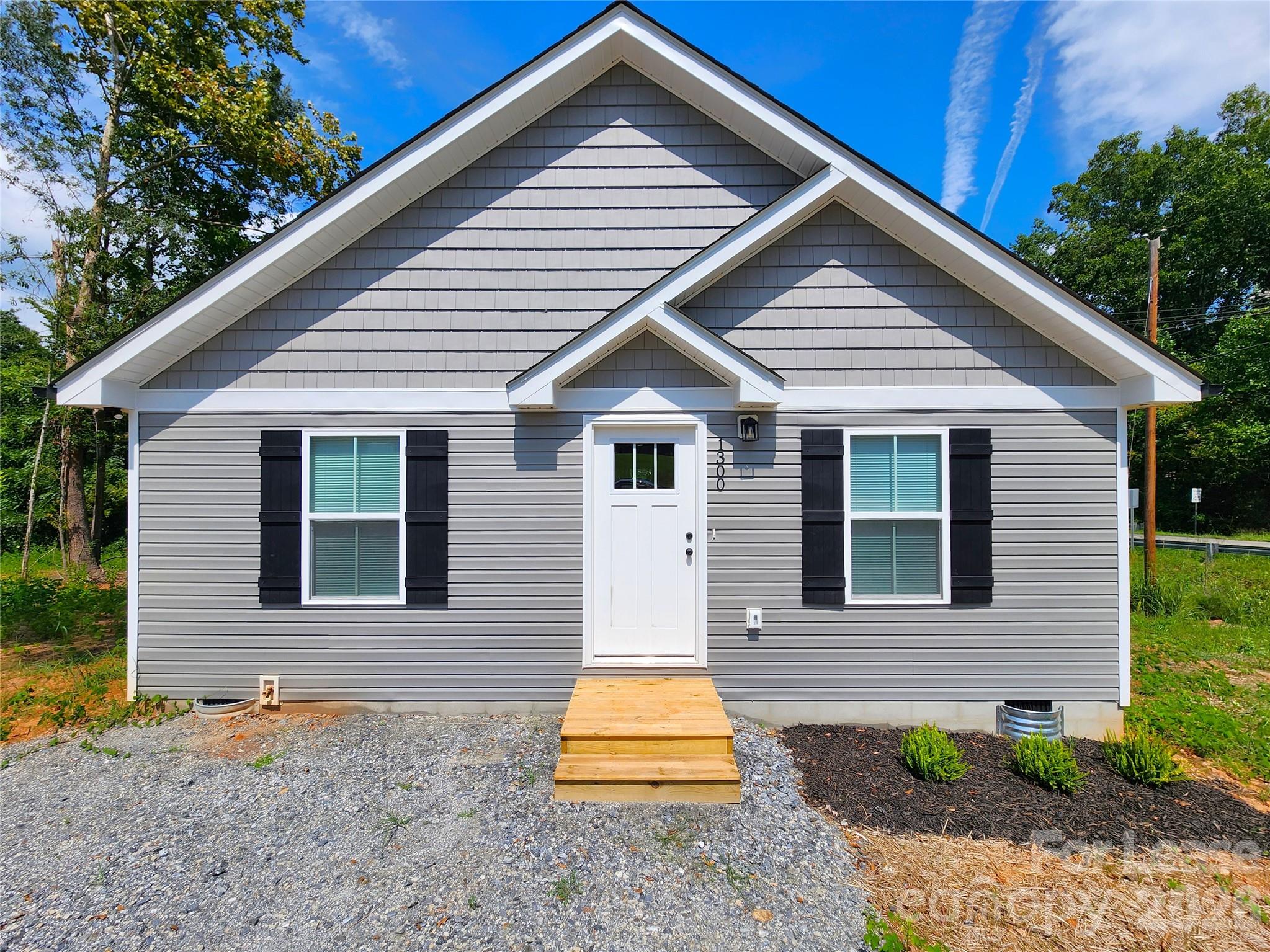 1300 Rainbow Drive Property Photo 1