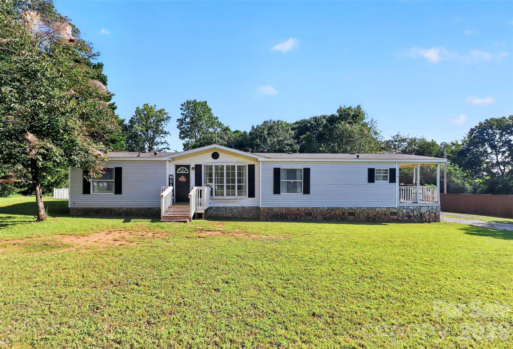 1778 N Ingleside Farm Road Property Photo 1