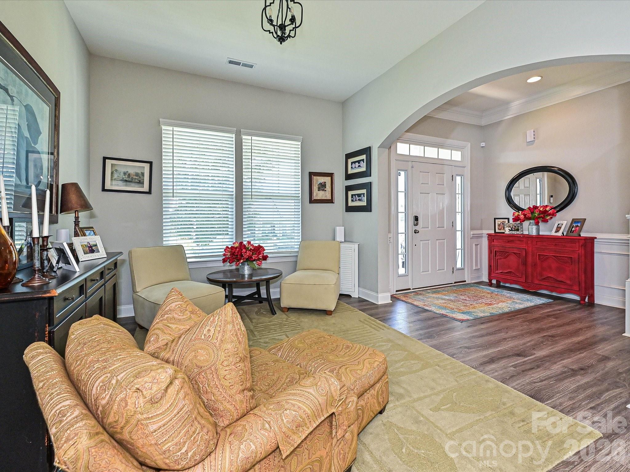 10979 Sparkle Creek Drive Property Photo 9