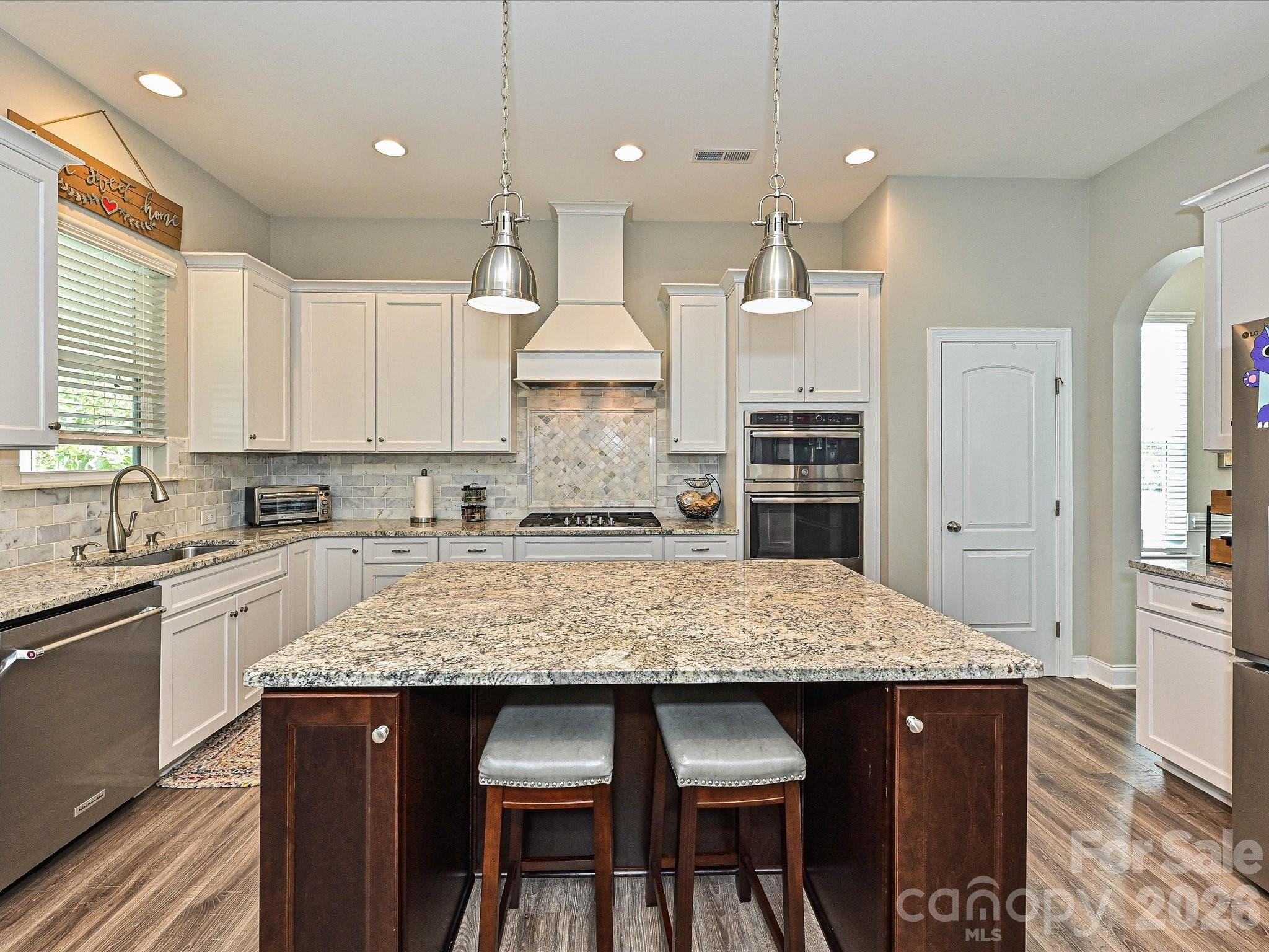 10979 Sparkle Creek Drive Property Photo 15