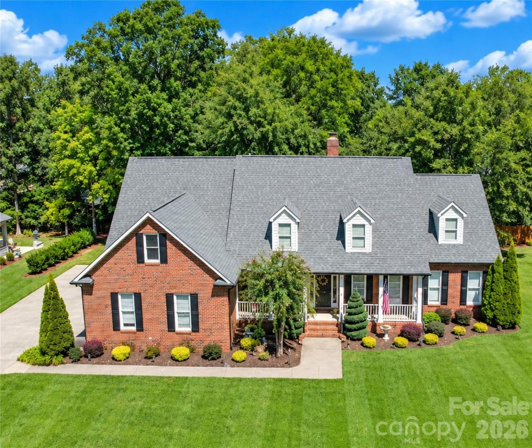5480 Glen Forest Drive Property Photo 1