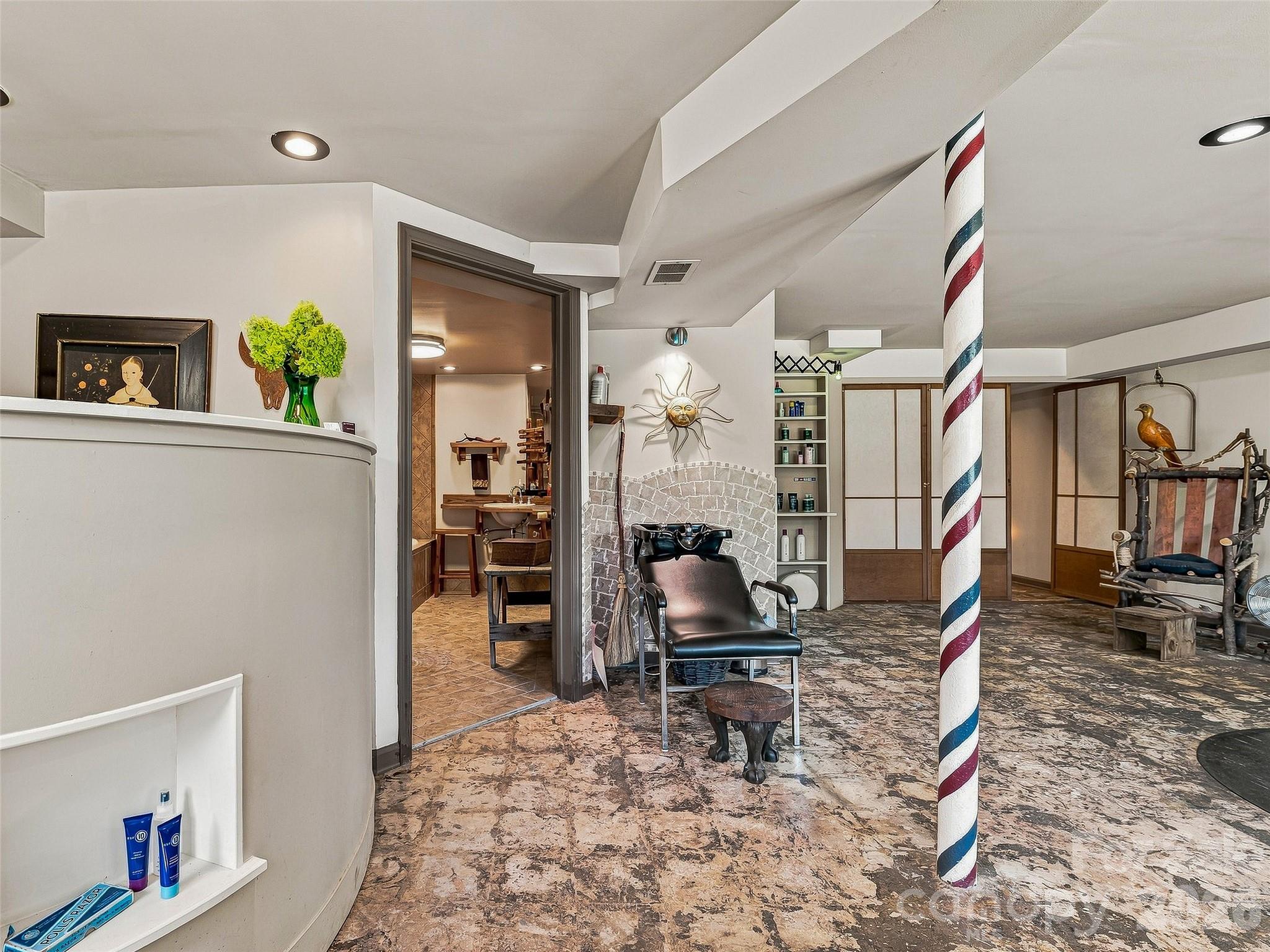 30 Maney Avenue Property Photo 25