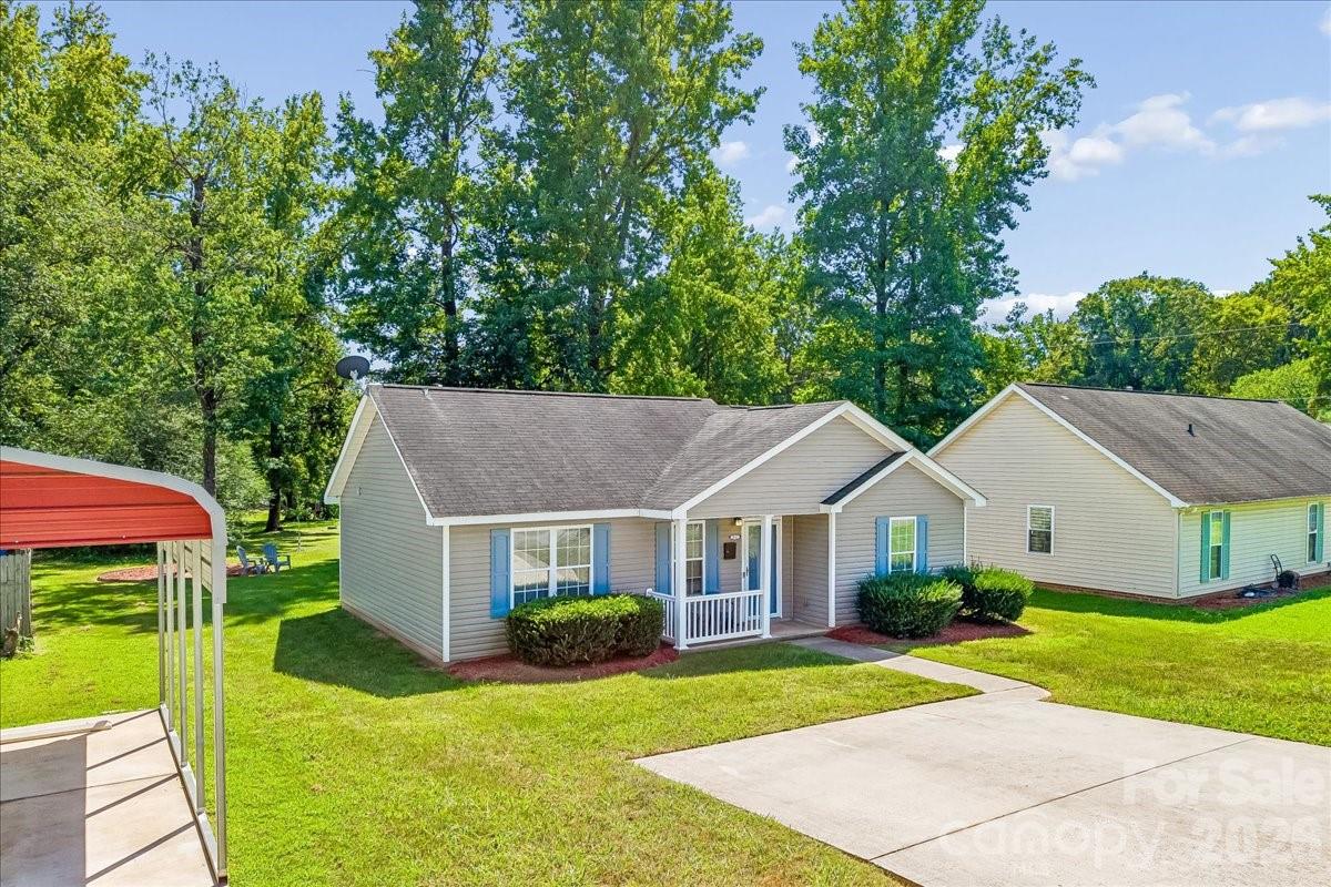 551 Porter Street Property Photo 4
