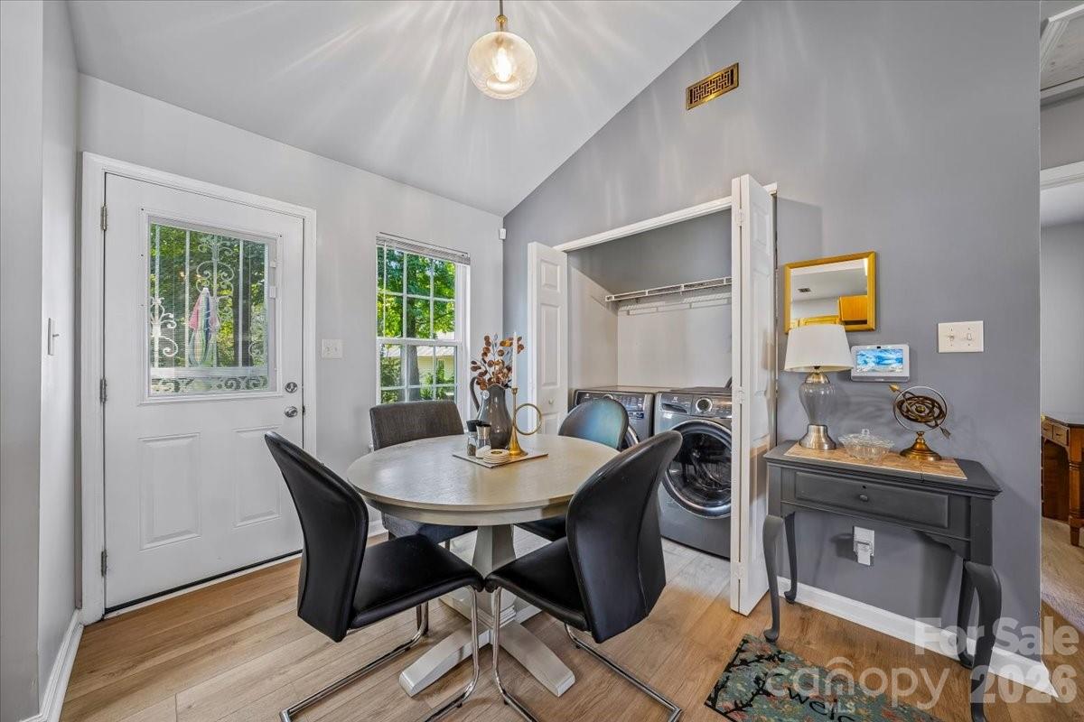 551 Porter Street Property Photo 14