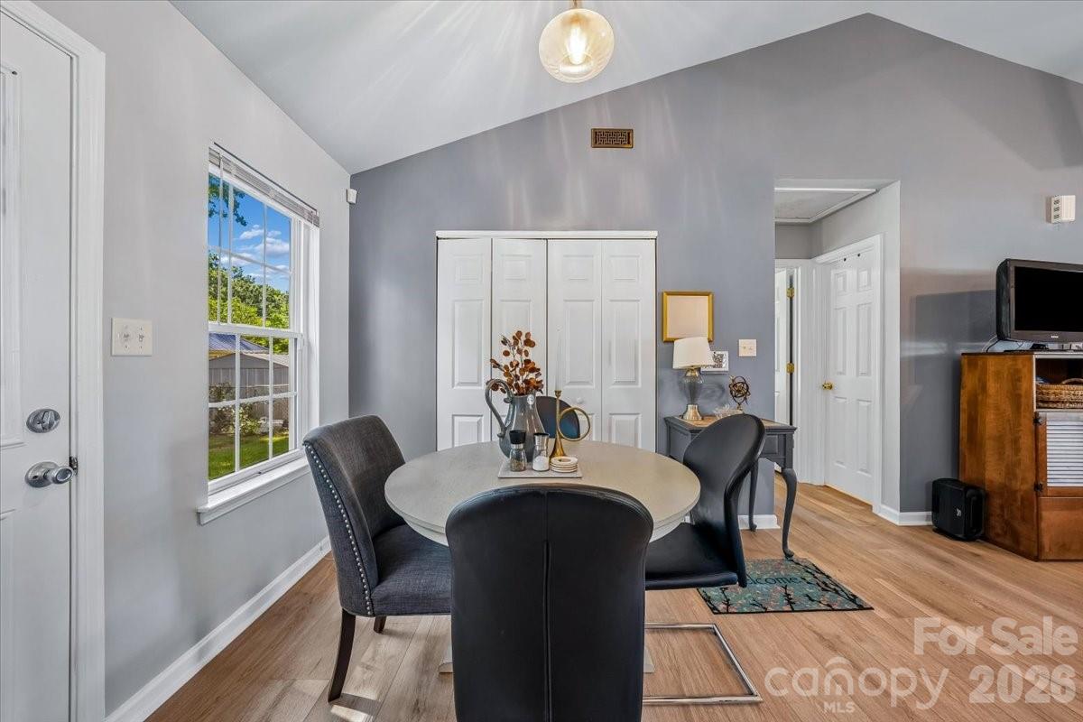551 Porter Street Property Photo 16