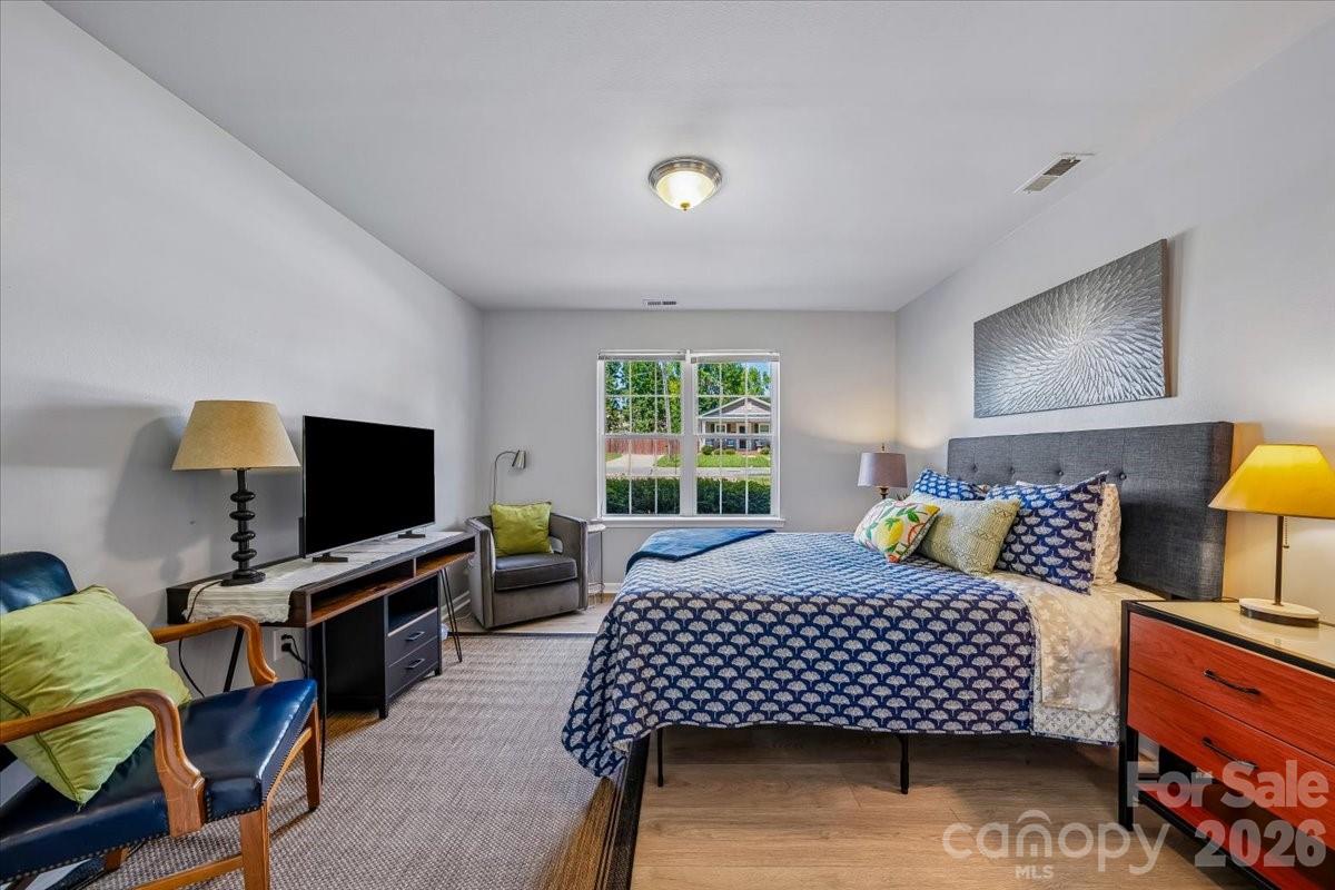 551 Porter Street Property Photo 27