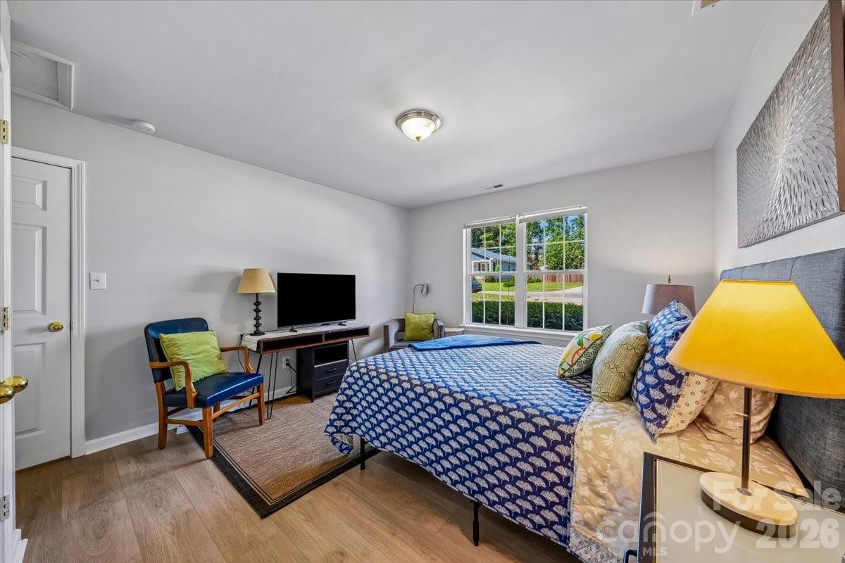 551 Porter Street Property Photo 28