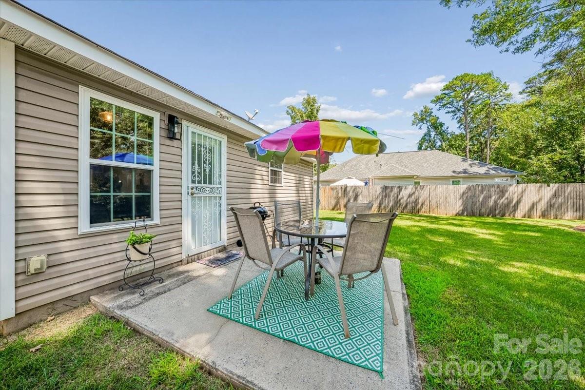 551 Porter Street Property Photo 30