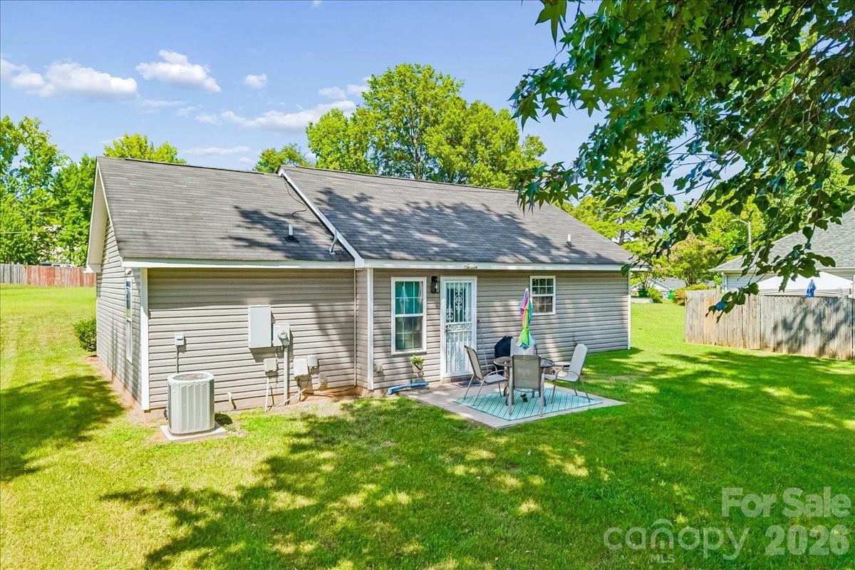 551 Porter Street Property Photo 36