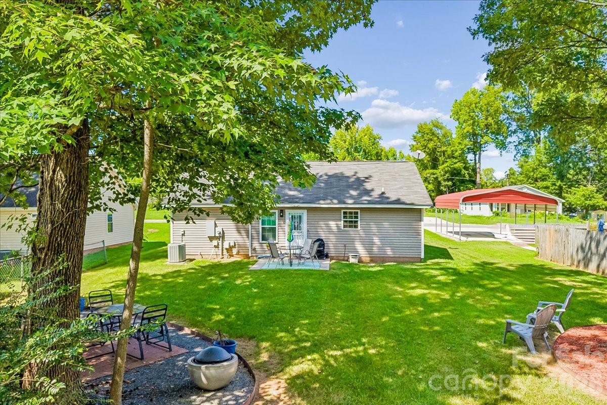 551 Porter Street Property Photo 37