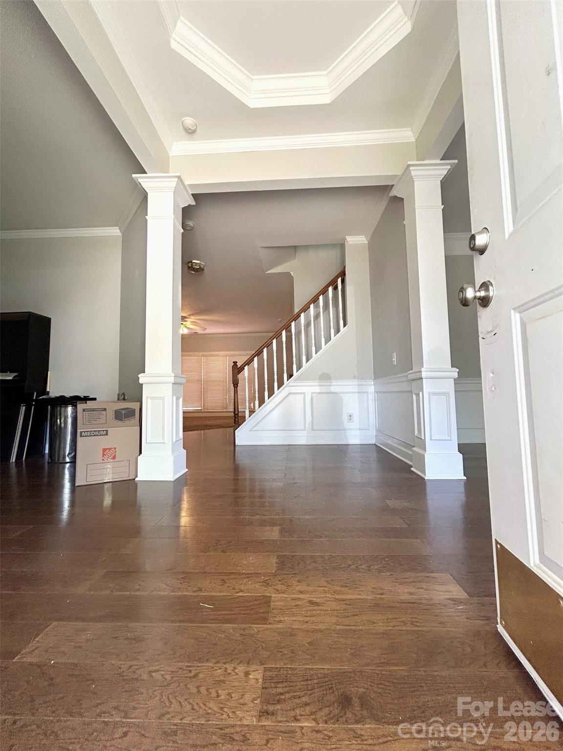 733 Meadow Lake Drive Property Photo 4
