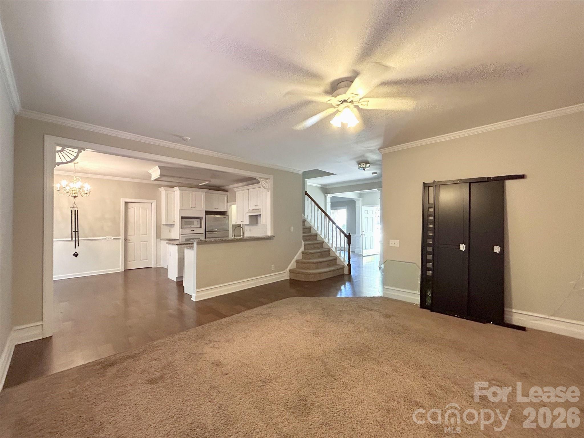 733 Meadow Lake Drive Property Photo 7