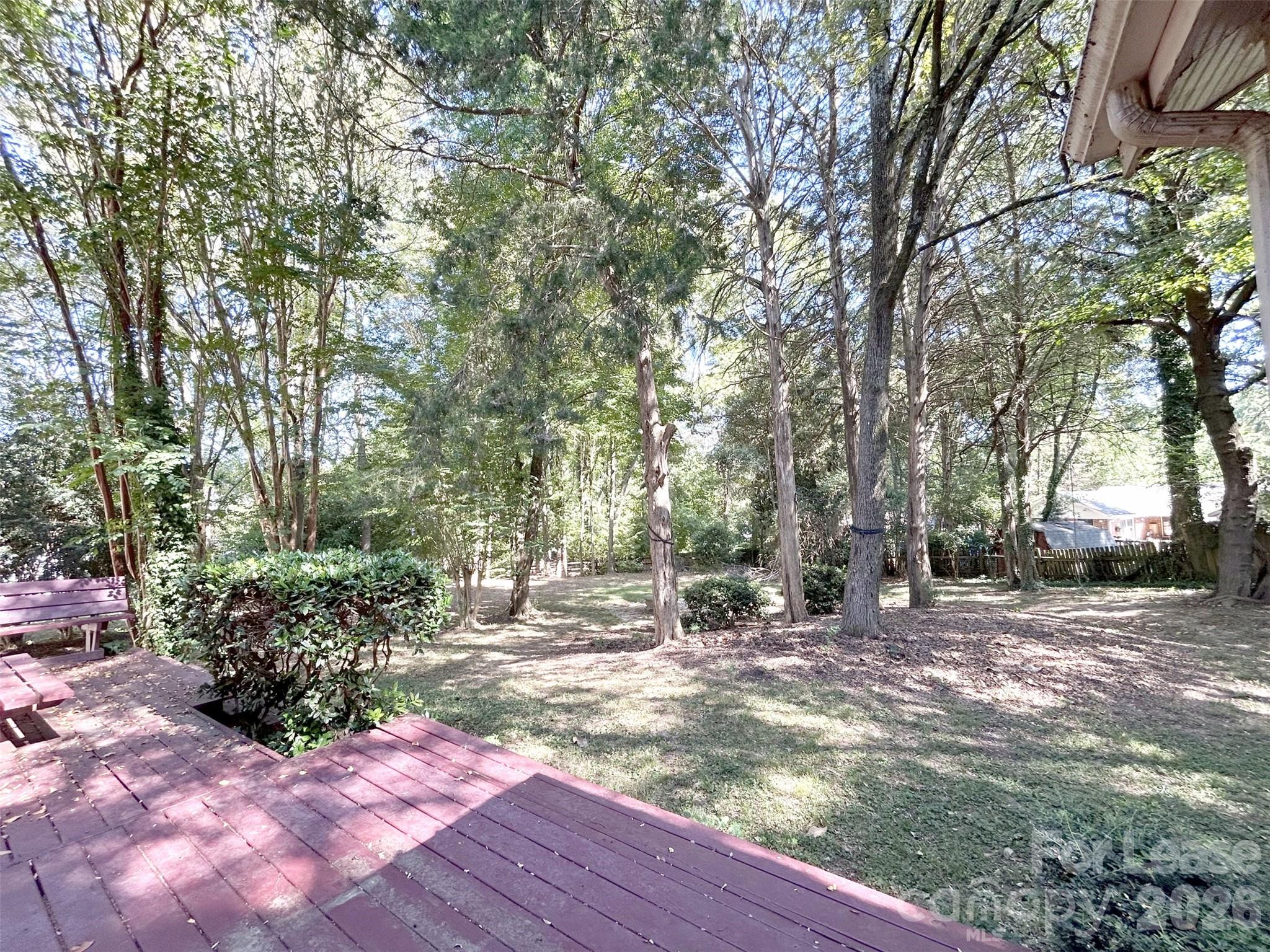 733 Meadow Lake Drive Property Photo 16