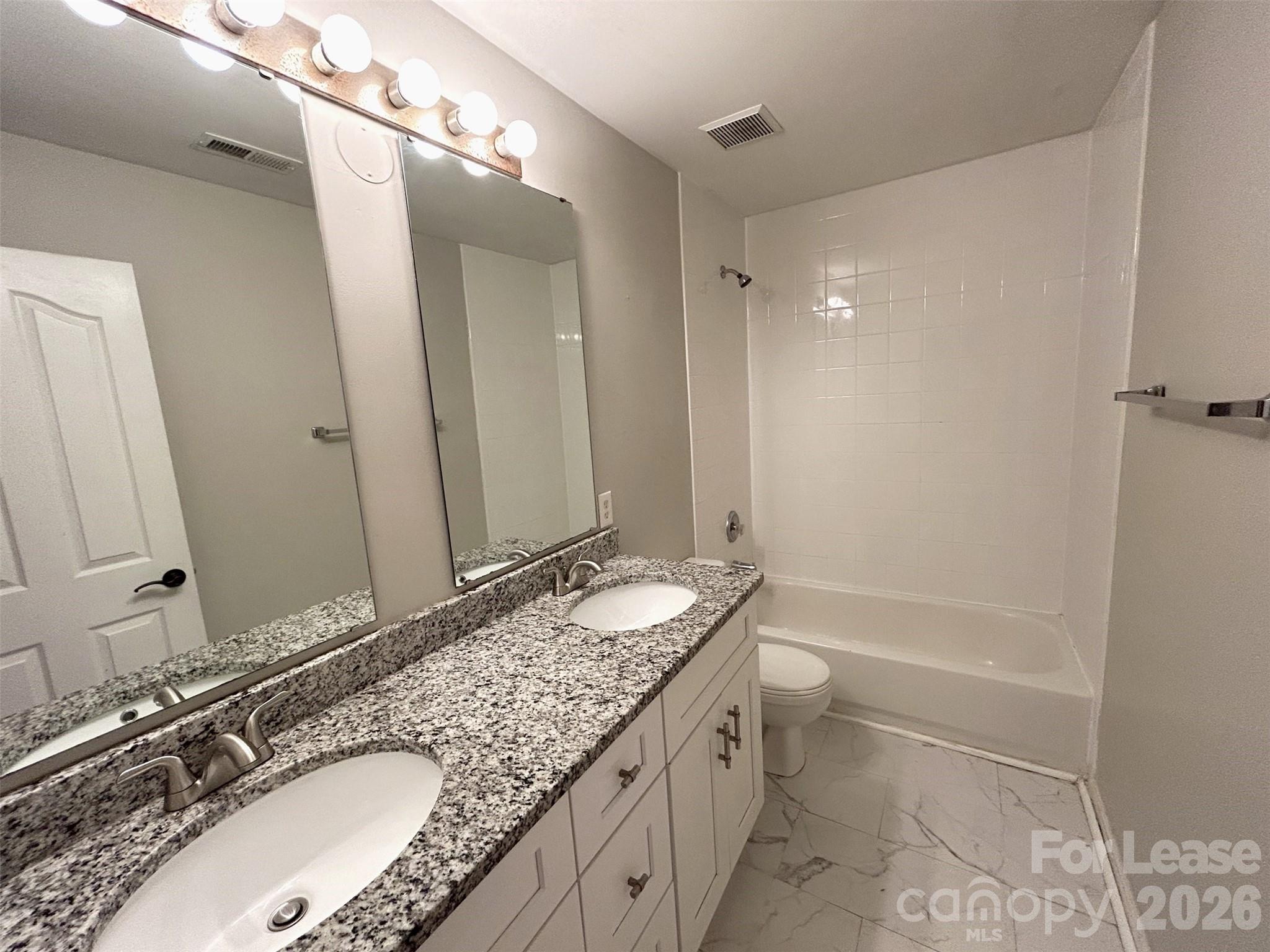 733 Meadow Lake Drive Property Photo 25