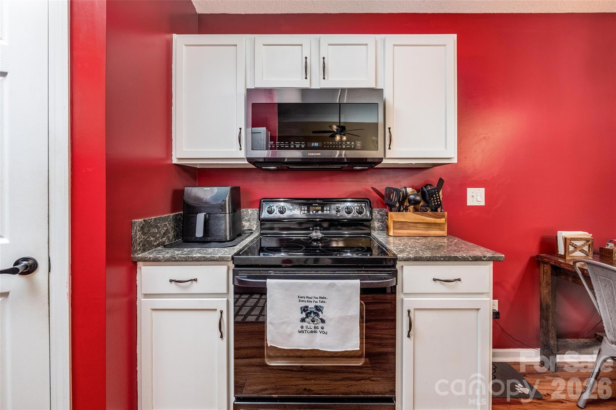 123 Austin Run Court Property Photo 17