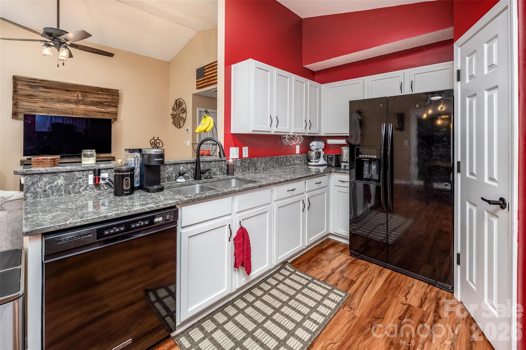 123 Austin Run Court Property Photo 18