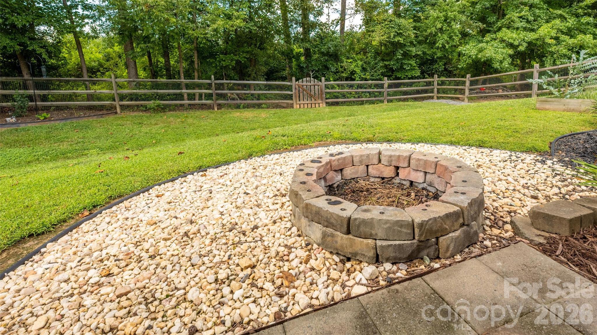 123 Austin Run Court Property Photo 31