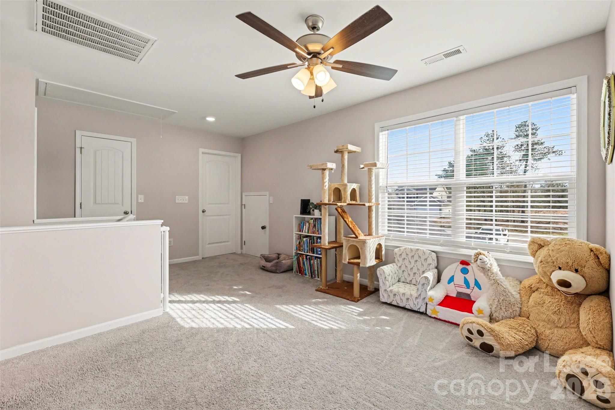 941 Airport Road Property Photo 11
