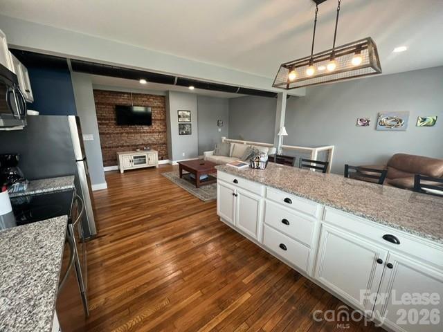 819 Harper Avenue Suite 200 Property Photo 6