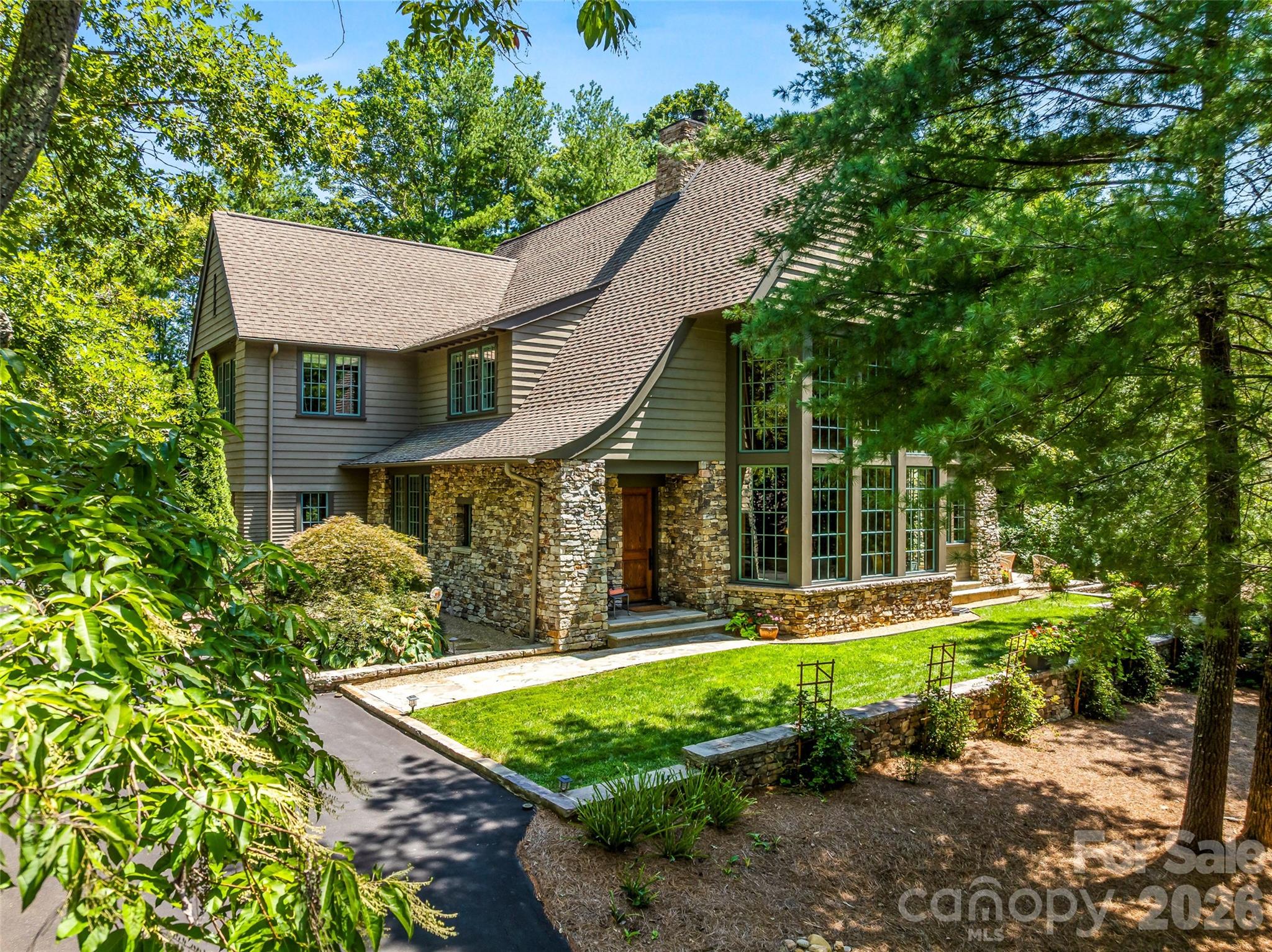 85 Chauncey Circle Property Photo 1