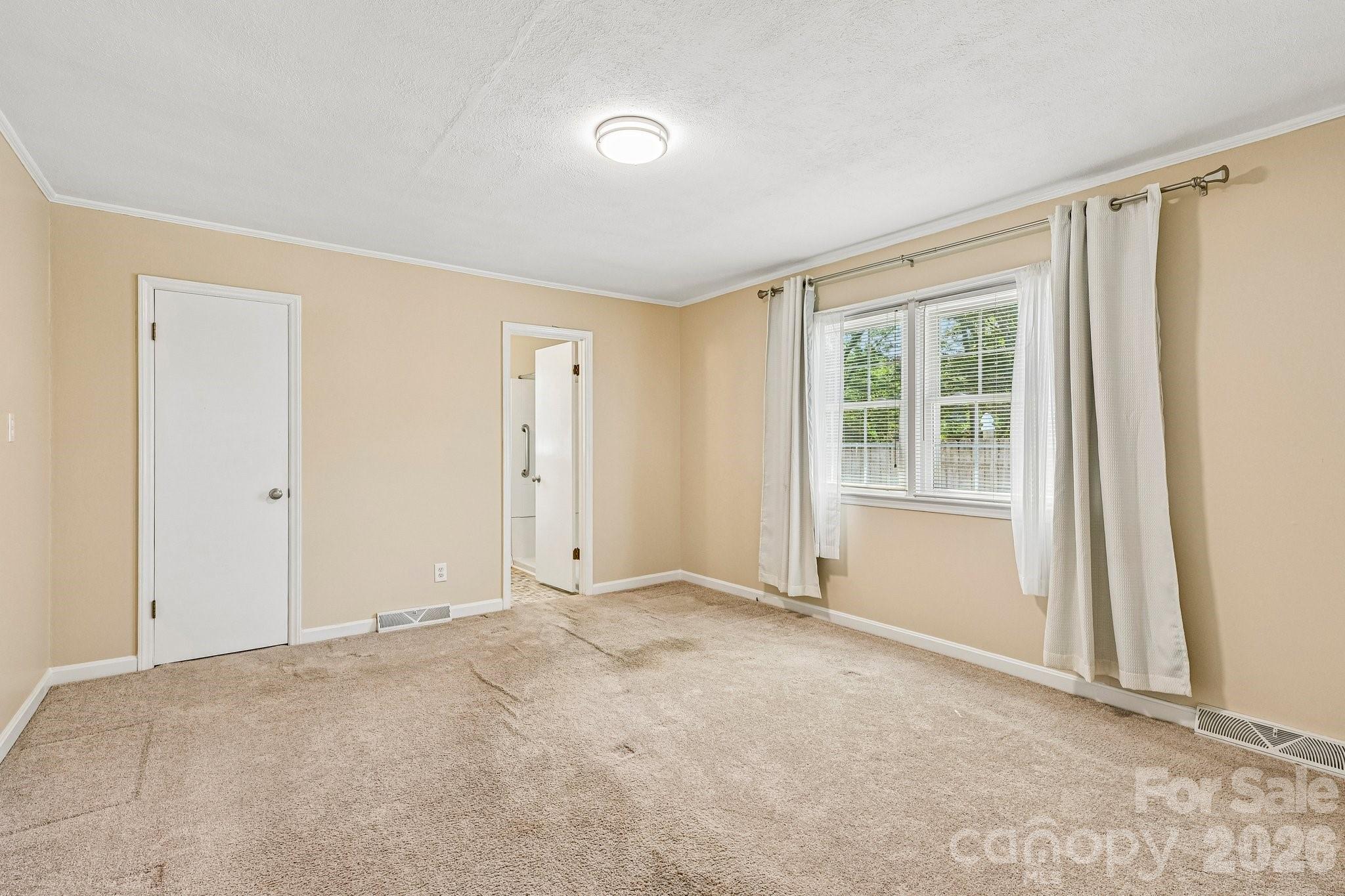 1926 Taylor Drive Property Photo 16