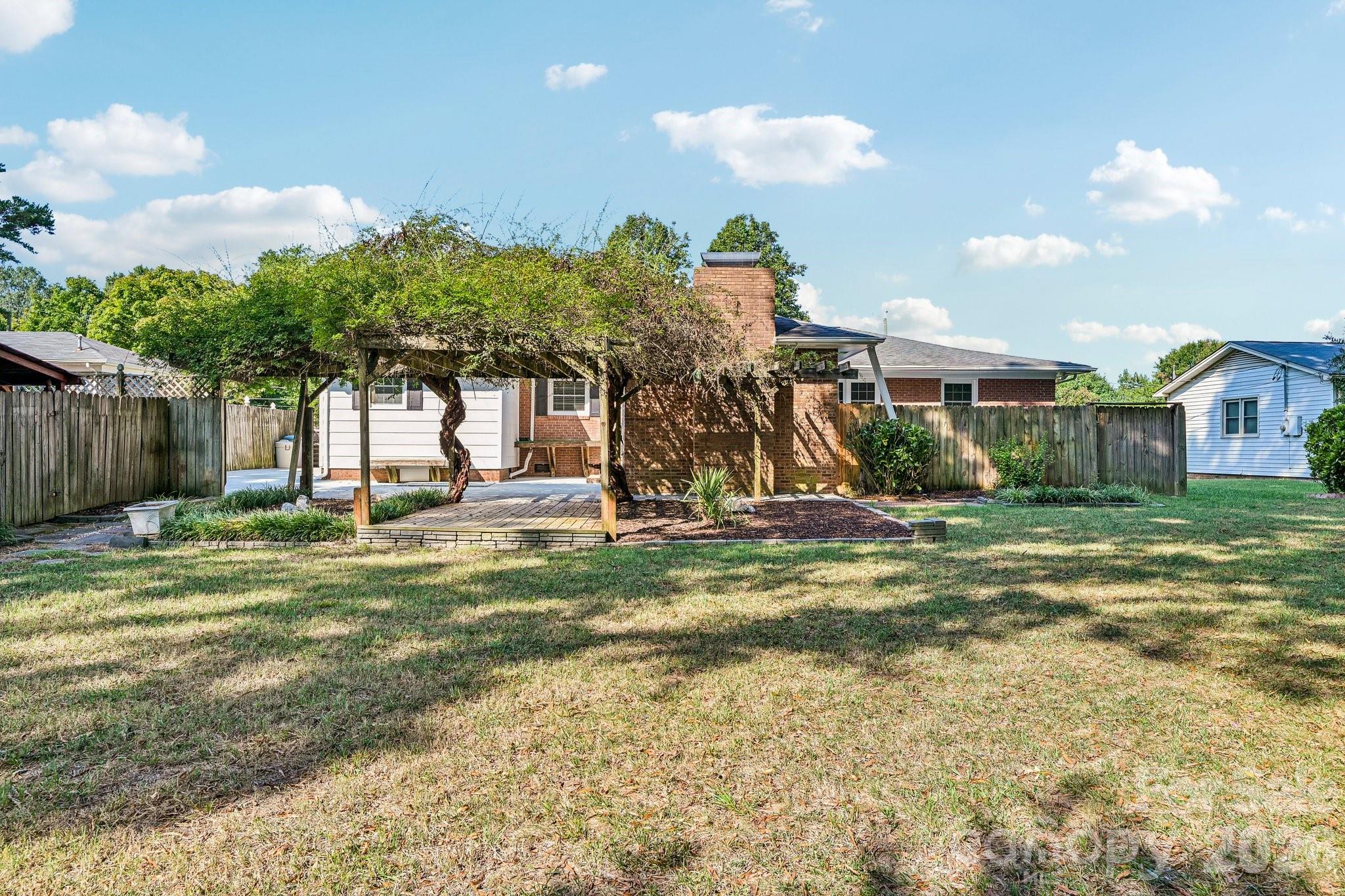 1926 Taylor Drive Property Photo 27