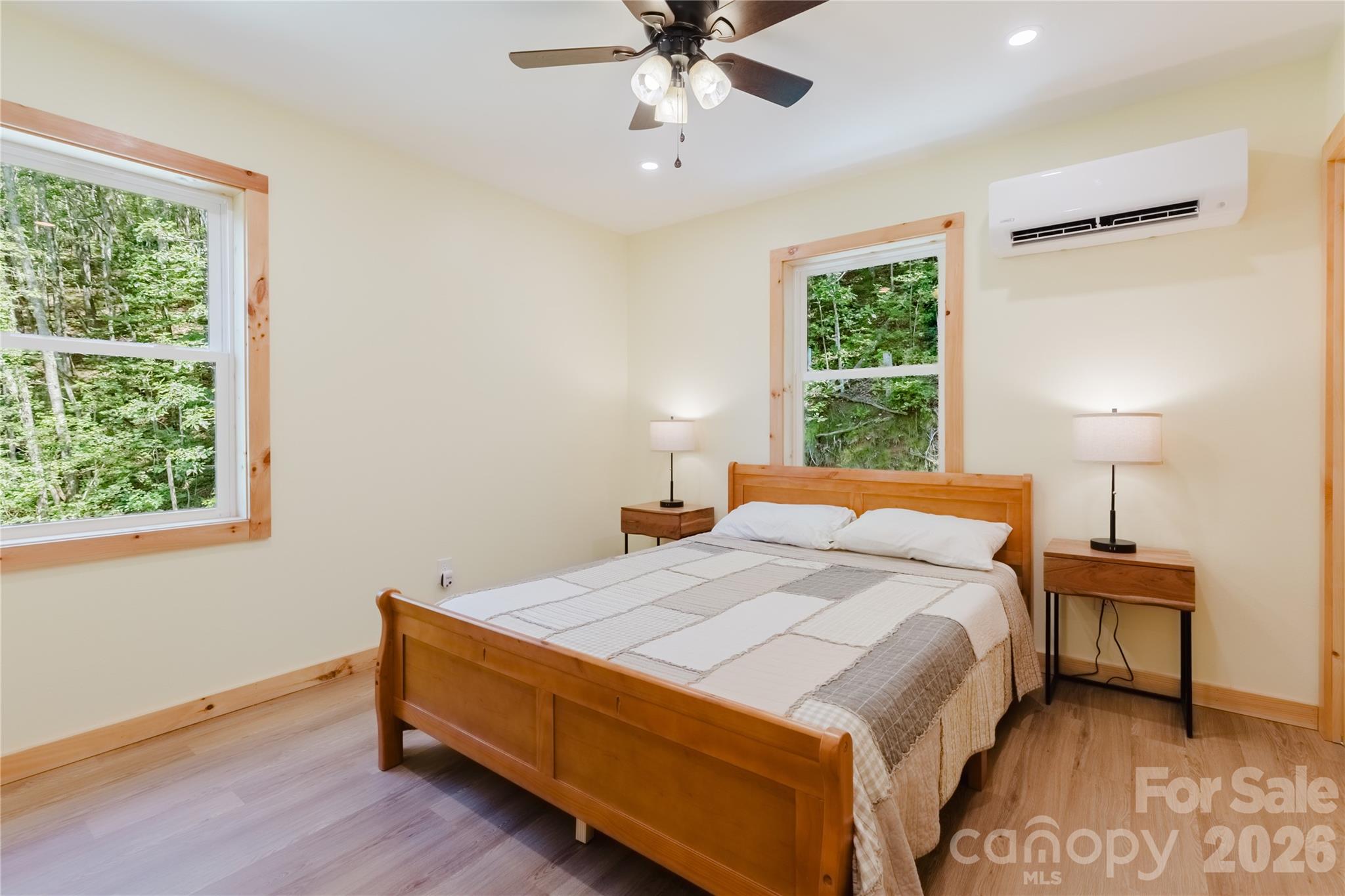 241 Golden Hawk Drive 85 Property Photo 33