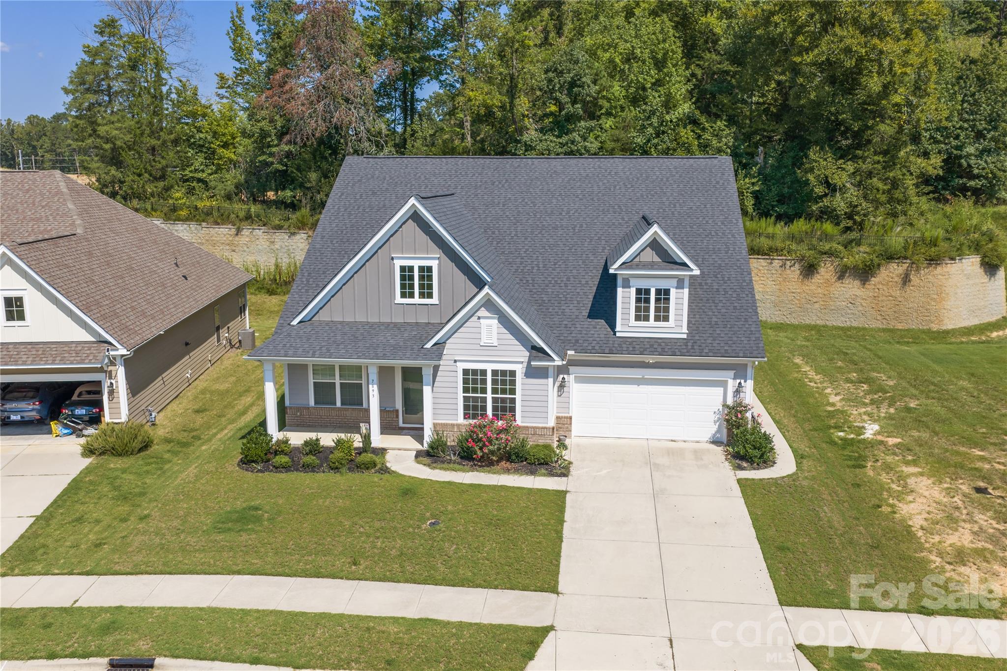 7893 Creek Park Drive Property Photo 3
