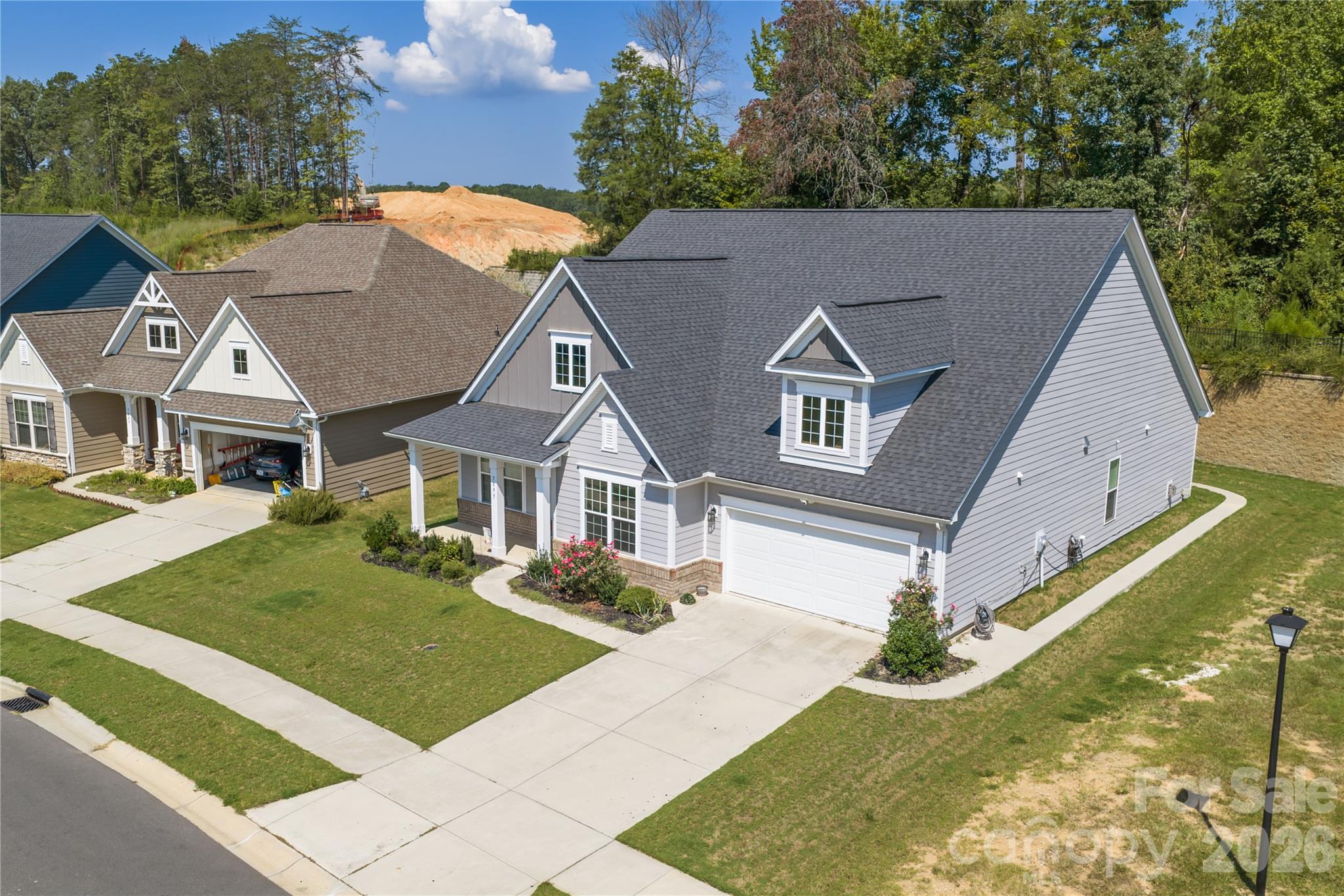 7893 Creek Park Drive Property Photo 4
