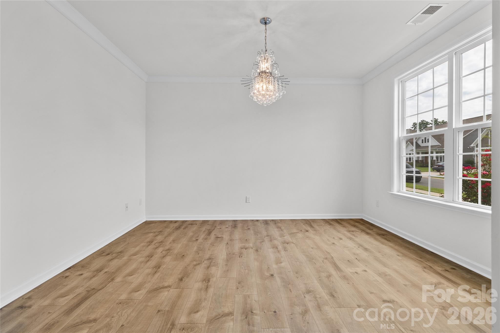 7893 Creek Park Drive Property Photo 15
