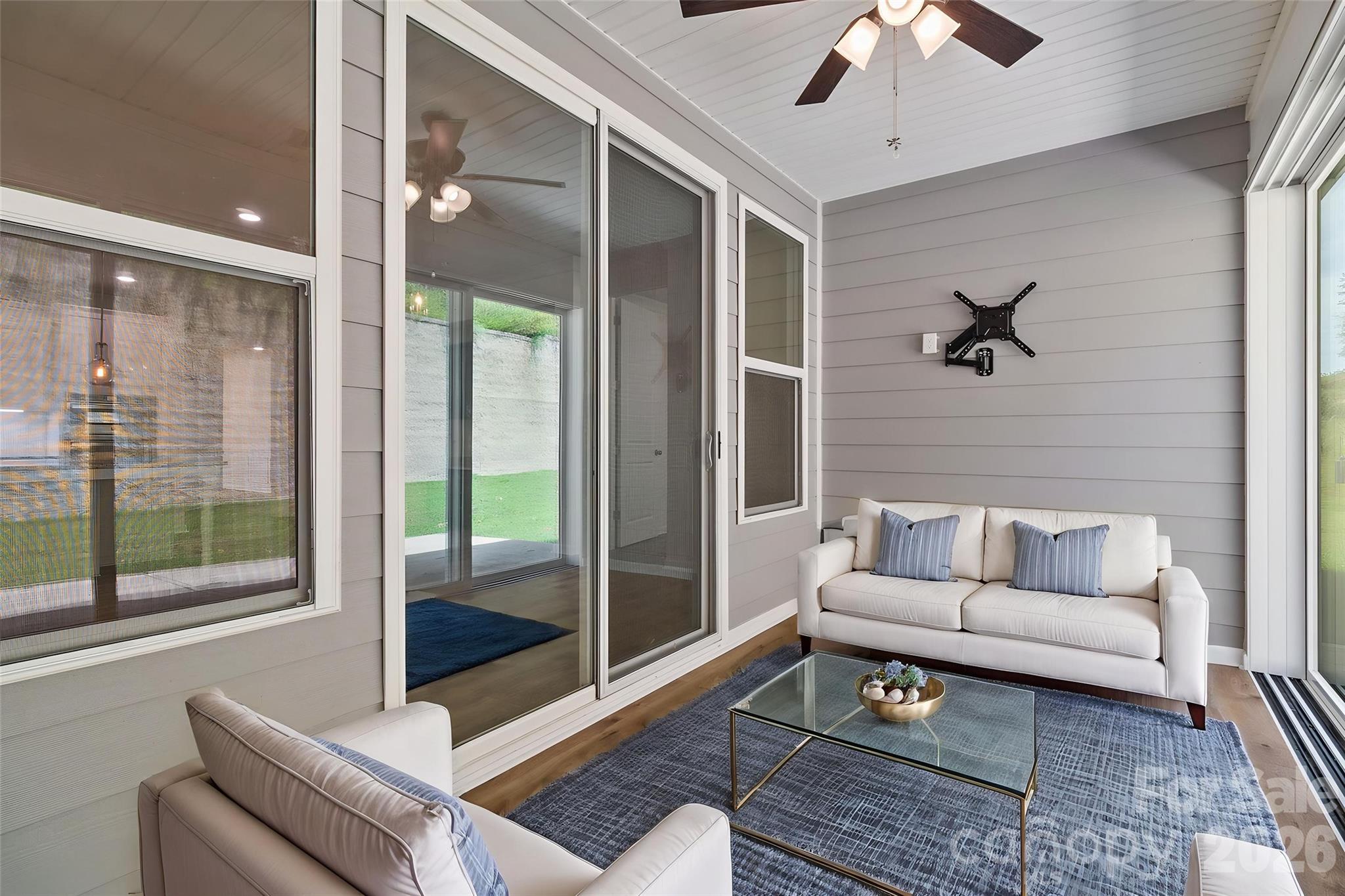 7893 Creek Park Drive Property Photo 33