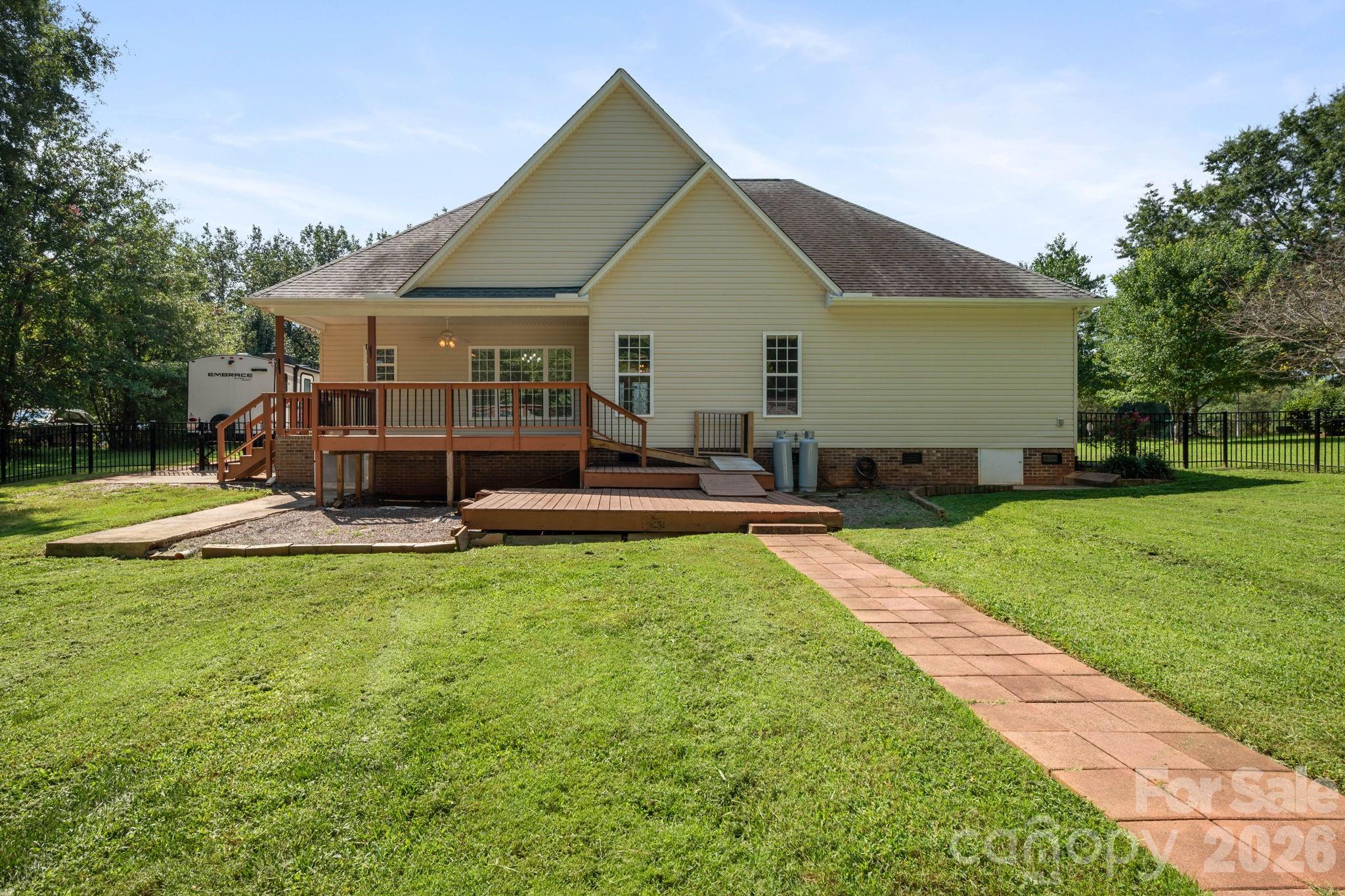 136 Gibralter Point Road Property Photo 5