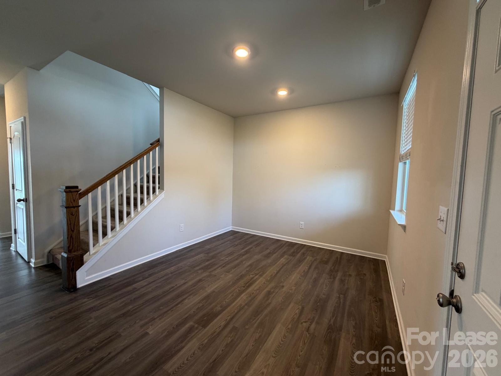 9002 Foxcroft Drive Property Photo 2