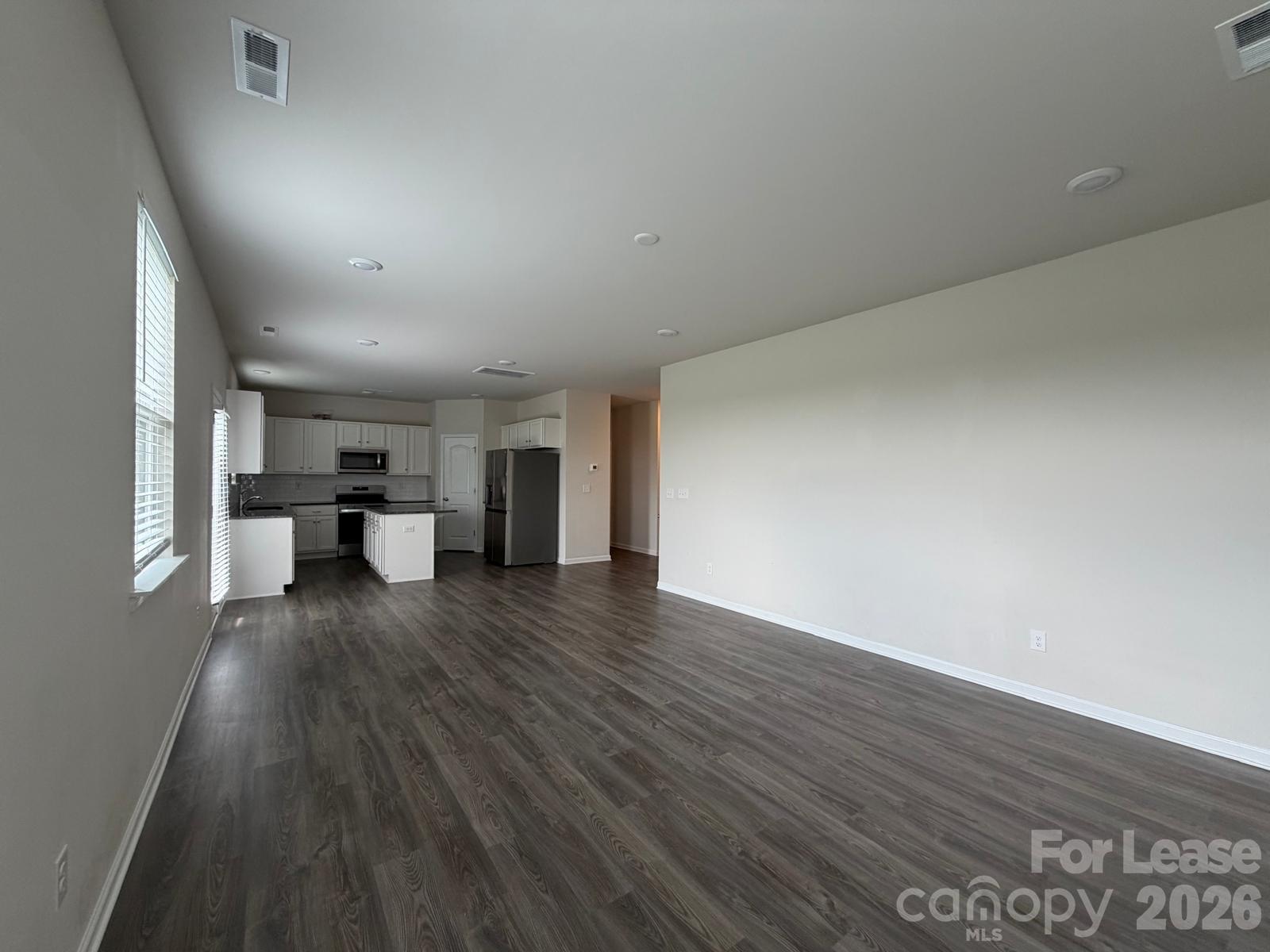 9002 Foxcroft Drive Property Photo 8