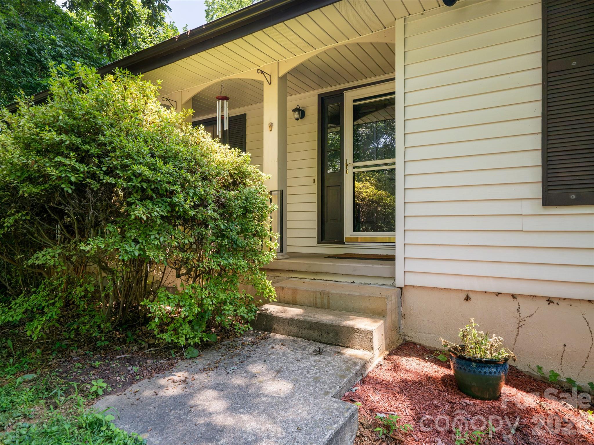 14 Forest Ridge Drive Property Photo 3