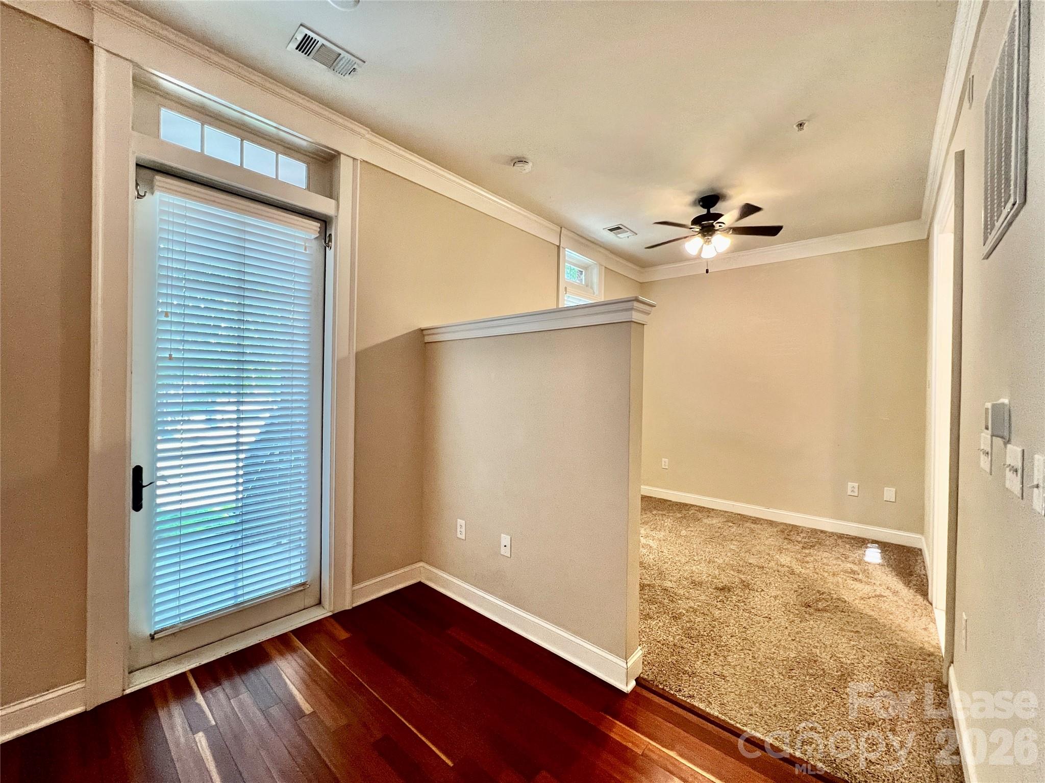 2810 Selwyn Avenue 111 Property Photo 20