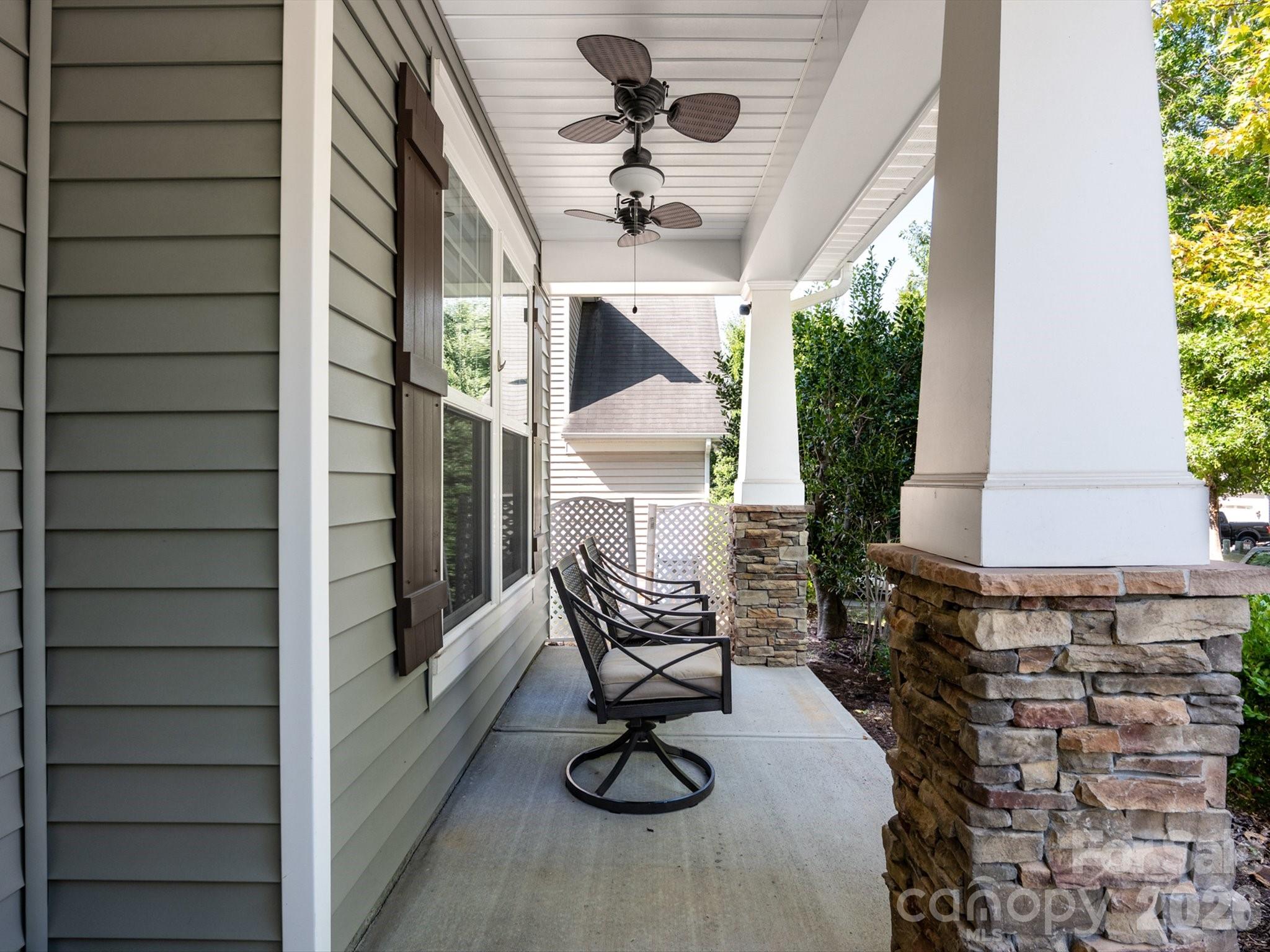 85020 Newloch Court Property Photo 6