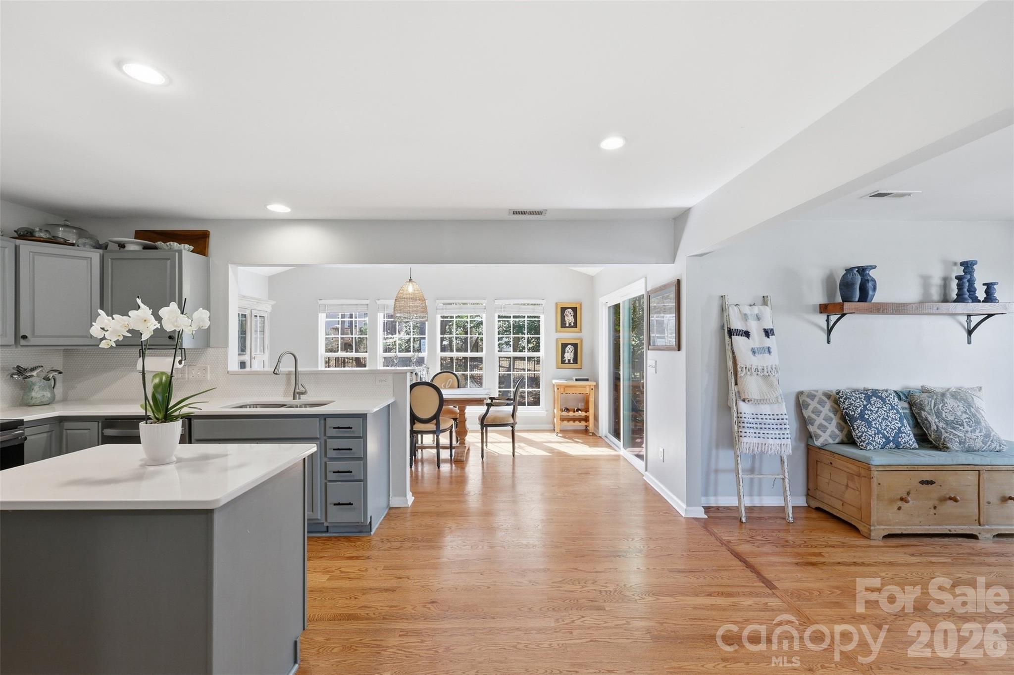 1210 Bridge Knot Court Property Photo 6