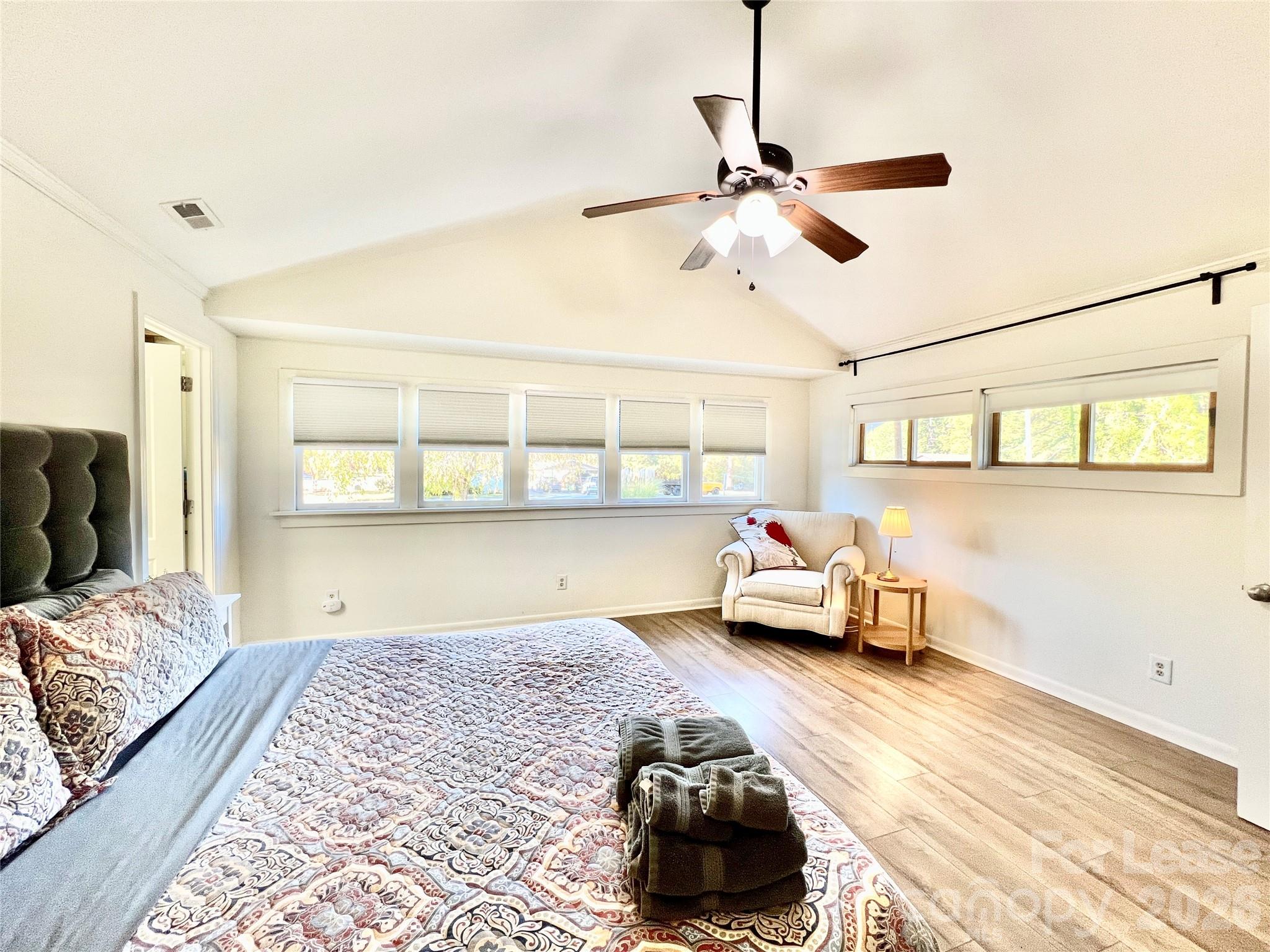 2931 Belmeade Drive Property Photo 10